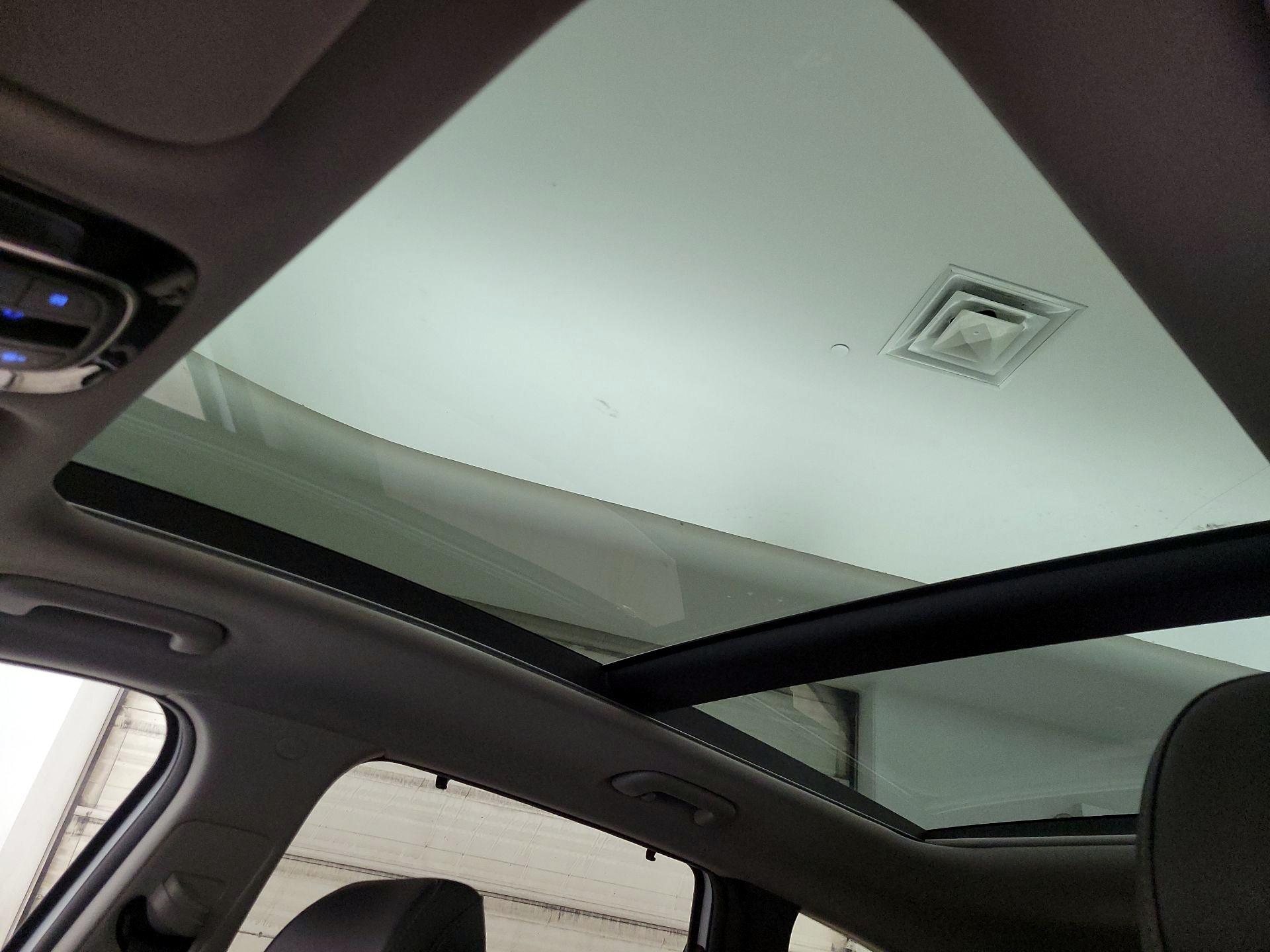 Thumbnail: 2023 Hyundai Santa Fe - 20