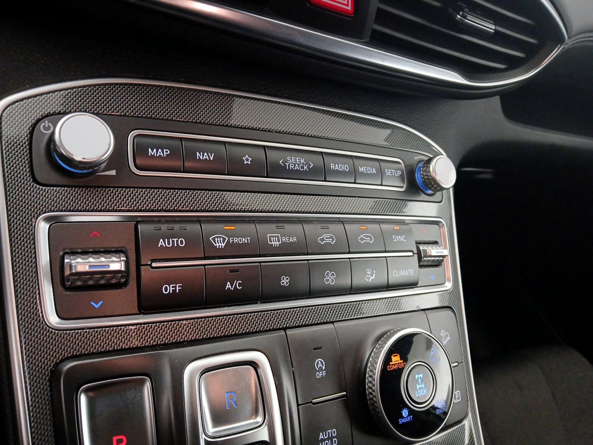 Thumbnail: 2023 Hyundai Santa Fe - 17