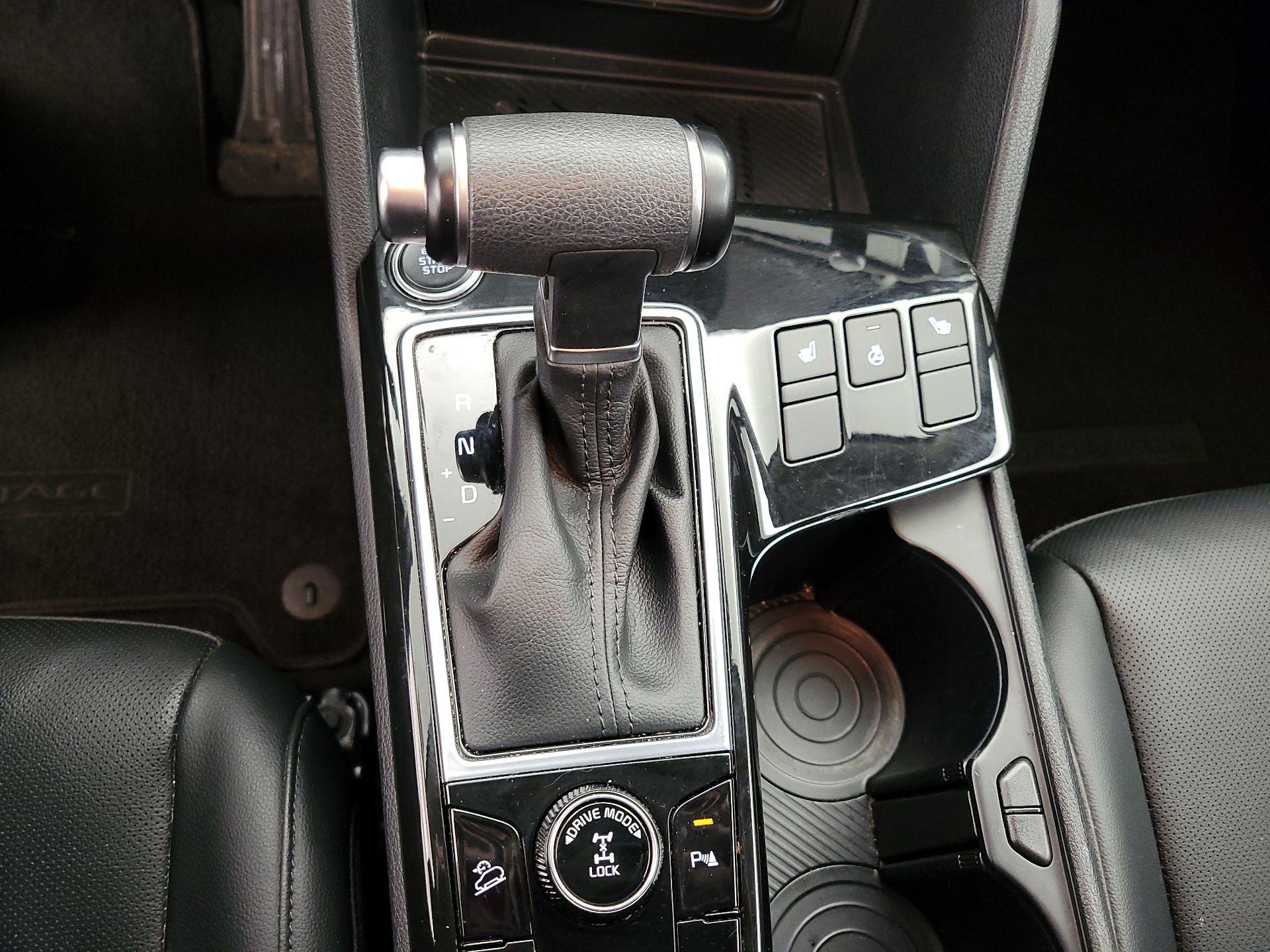 Thumbnail: 2023 Kia Sportage - 18