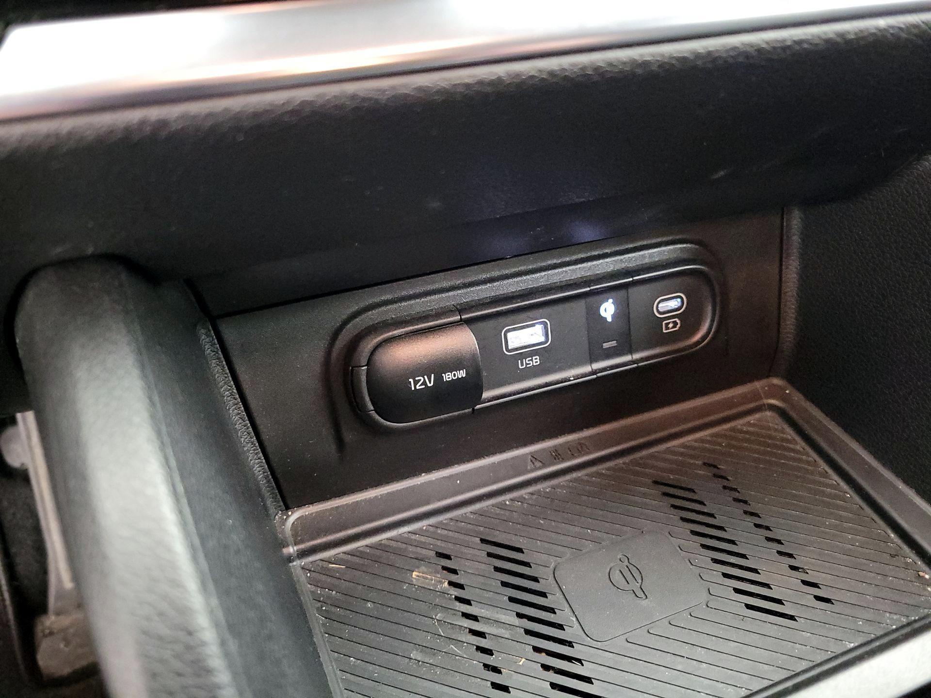 Thumbnail: 2023 Kia Sportage - 19