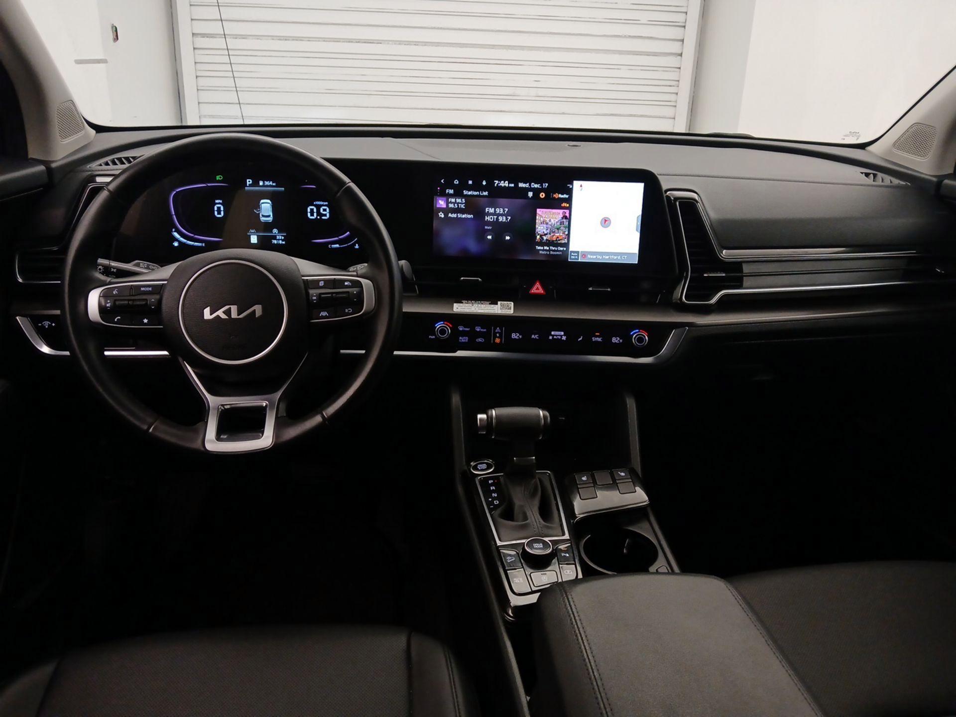 Thumbnail: 2023 Kia Sportage - 9