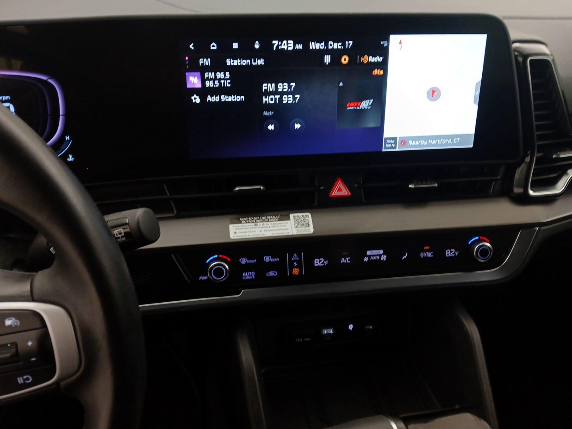 Thumbnail: 2023 Kia Sportage - 16