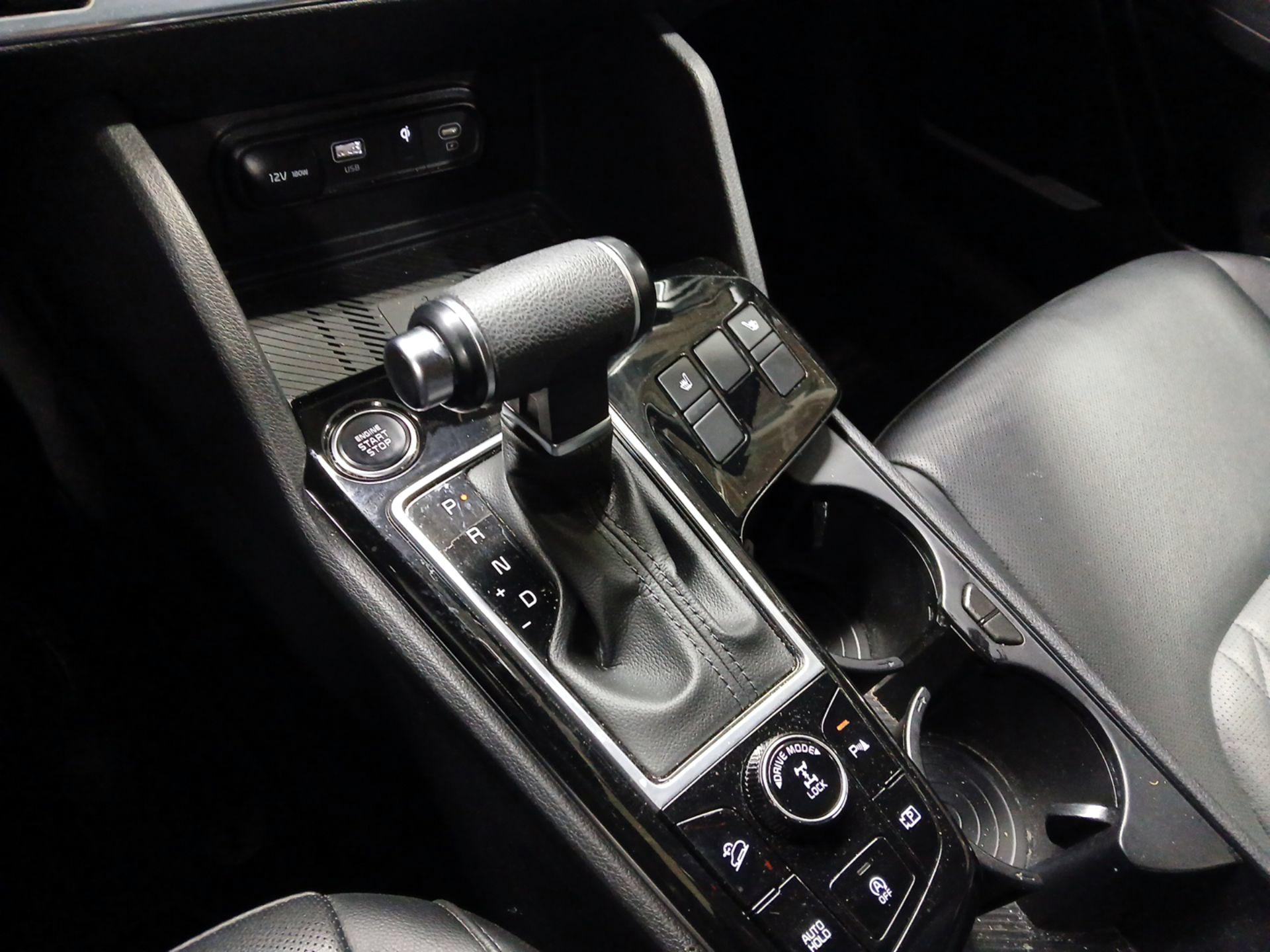 Thumbnail: 2023 Kia Sportage - 17