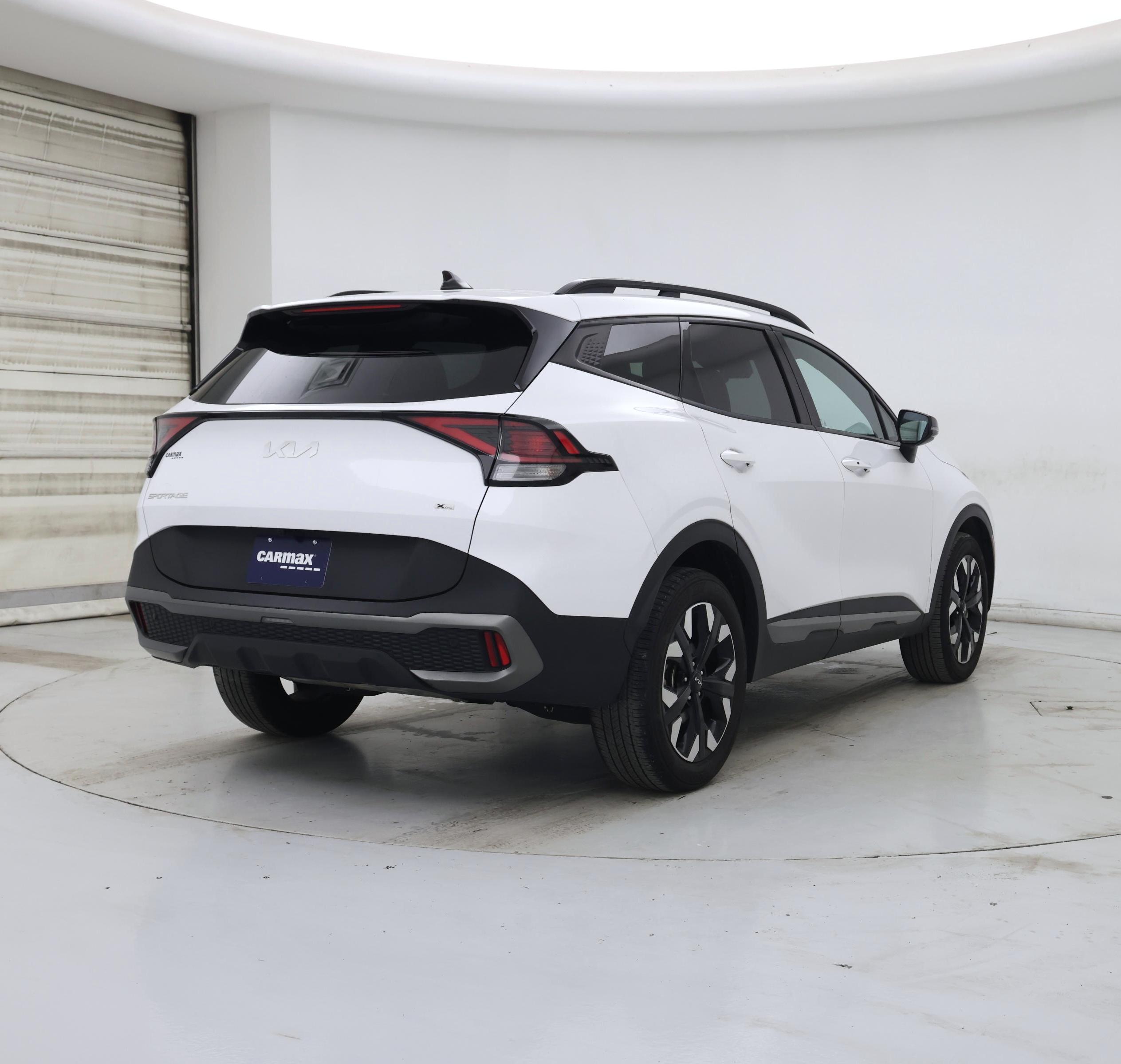 Thumbnail: 2023 Kia Sportage - 8