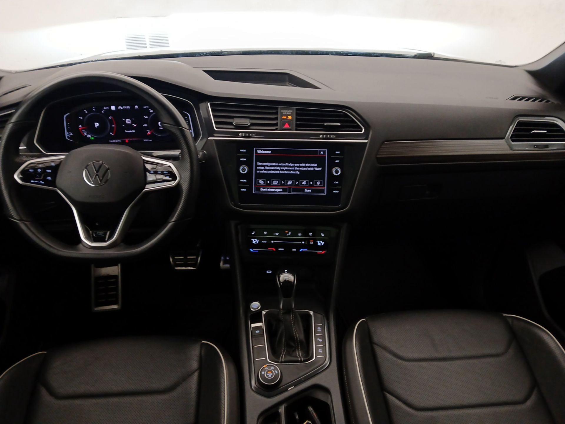 Thumbnail: 2022 Volkswagen Tiguan - 9