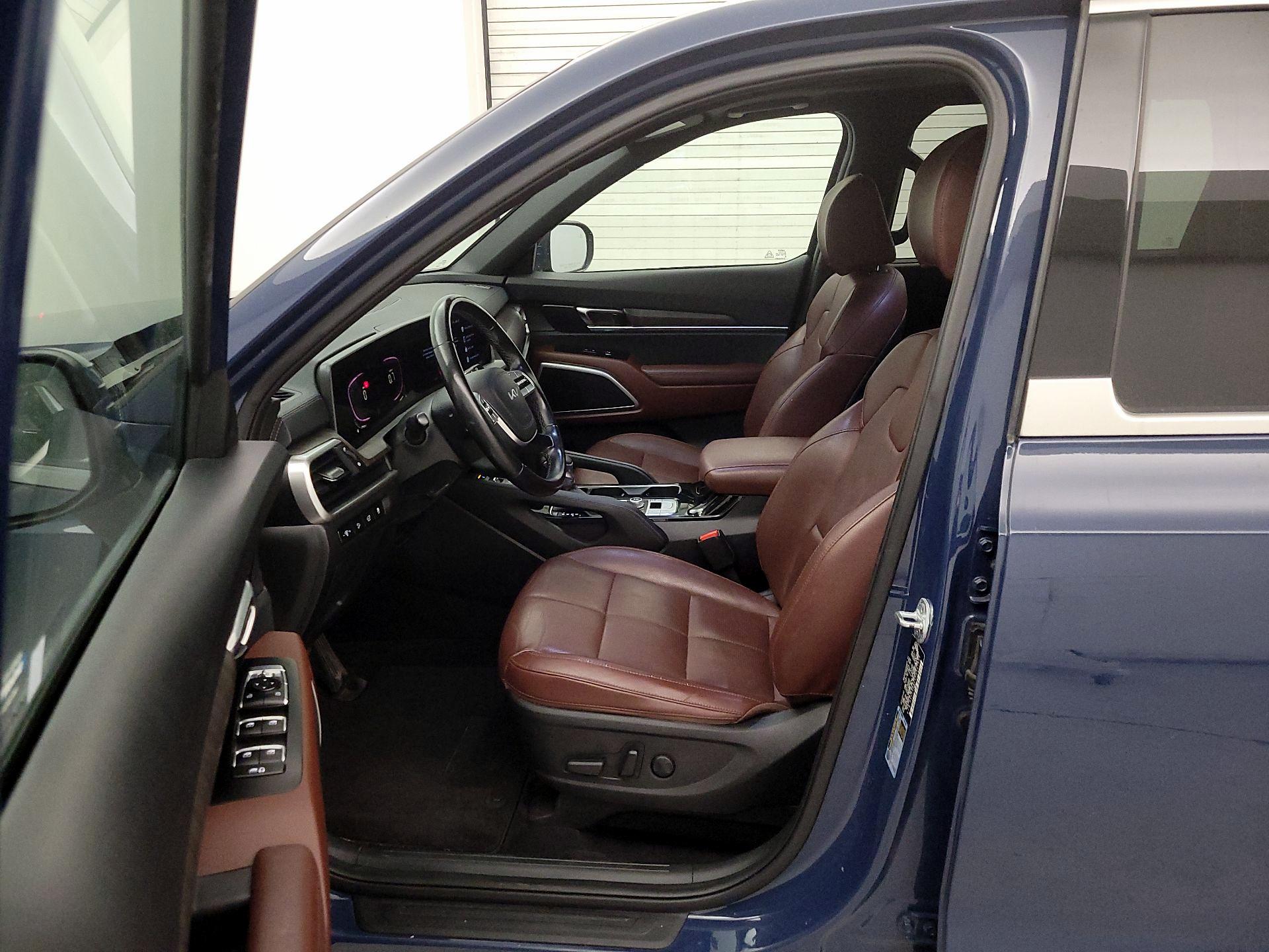 Thumbnail: 2023 Kia Telluride - 11