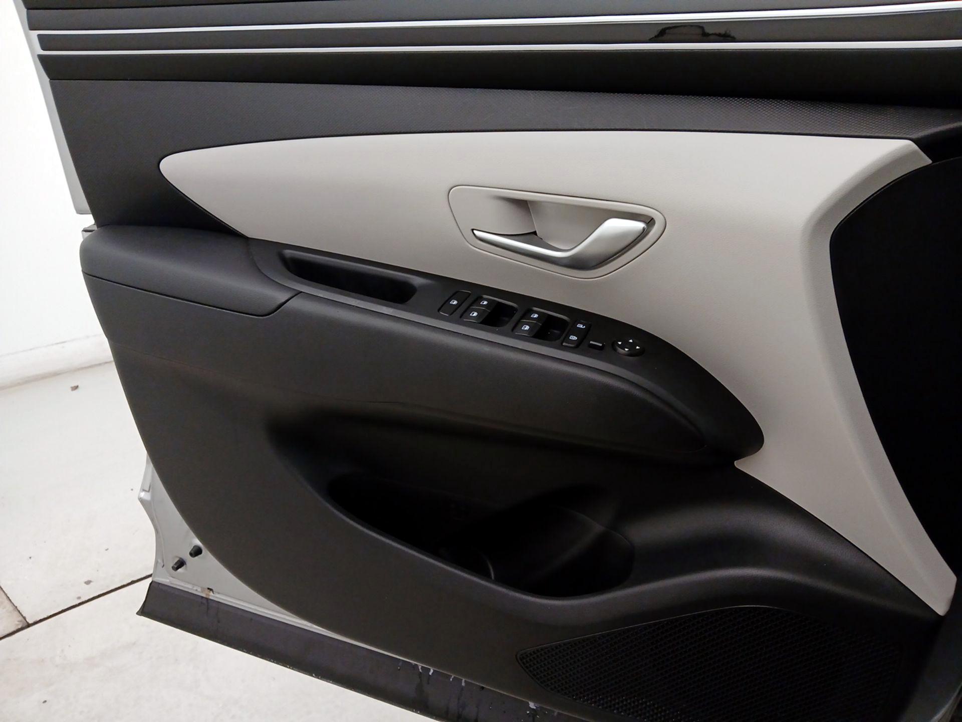 Thumbnail: 2023 Hyundai Tucson - 12