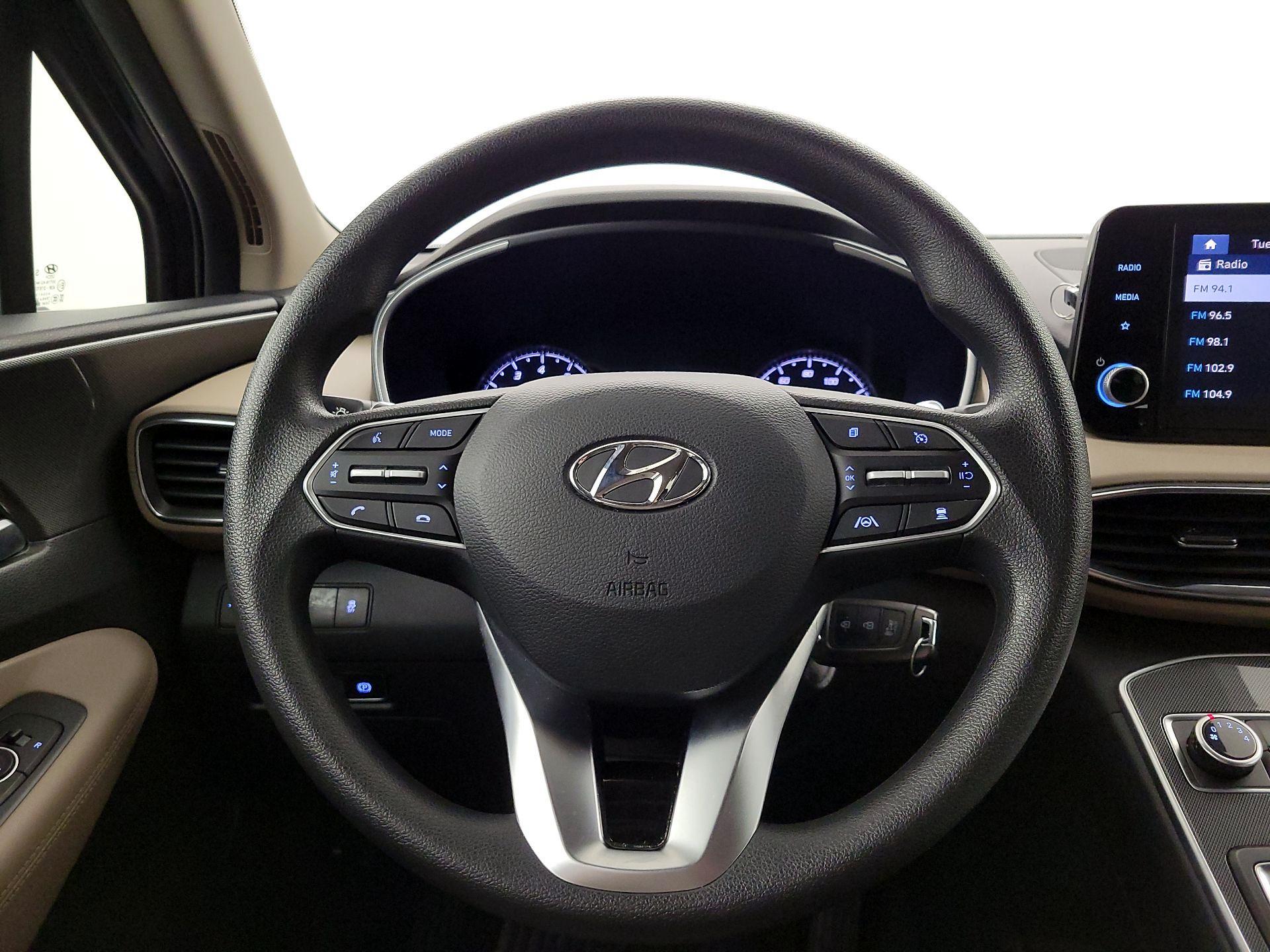 Thumbnail: 2023 Hyundai Santa Fe - 10