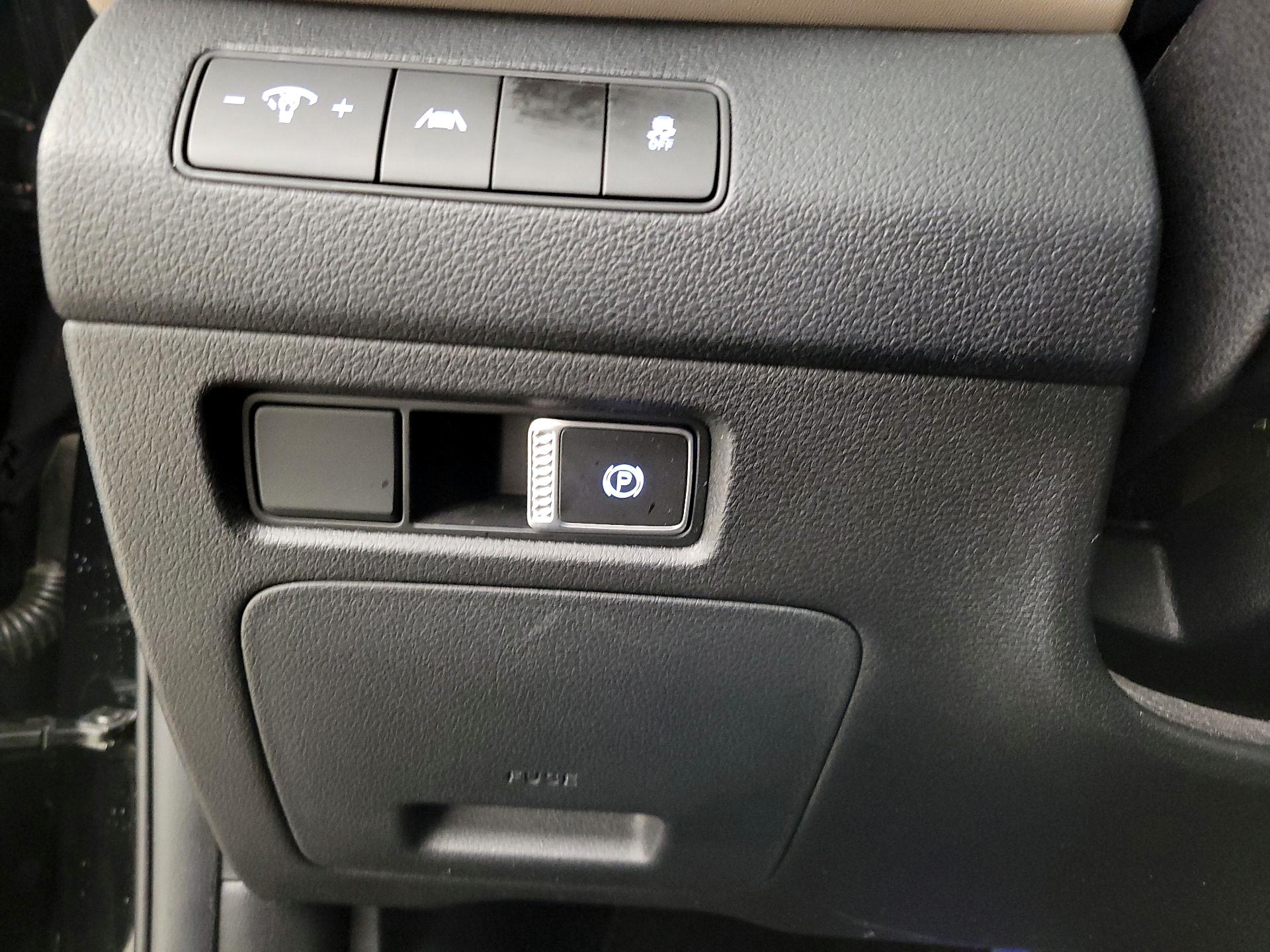 Thumbnail: 2023 Hyundai Santa Fe - 13