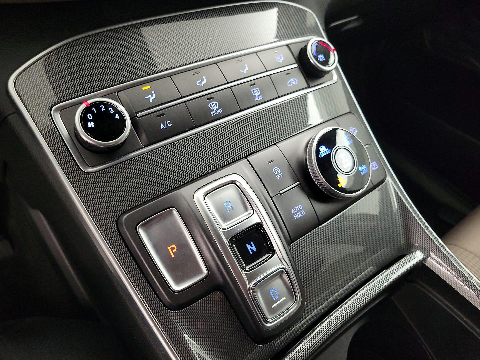 Thumbnail: 2023 Hyundai Santa Fe - 16