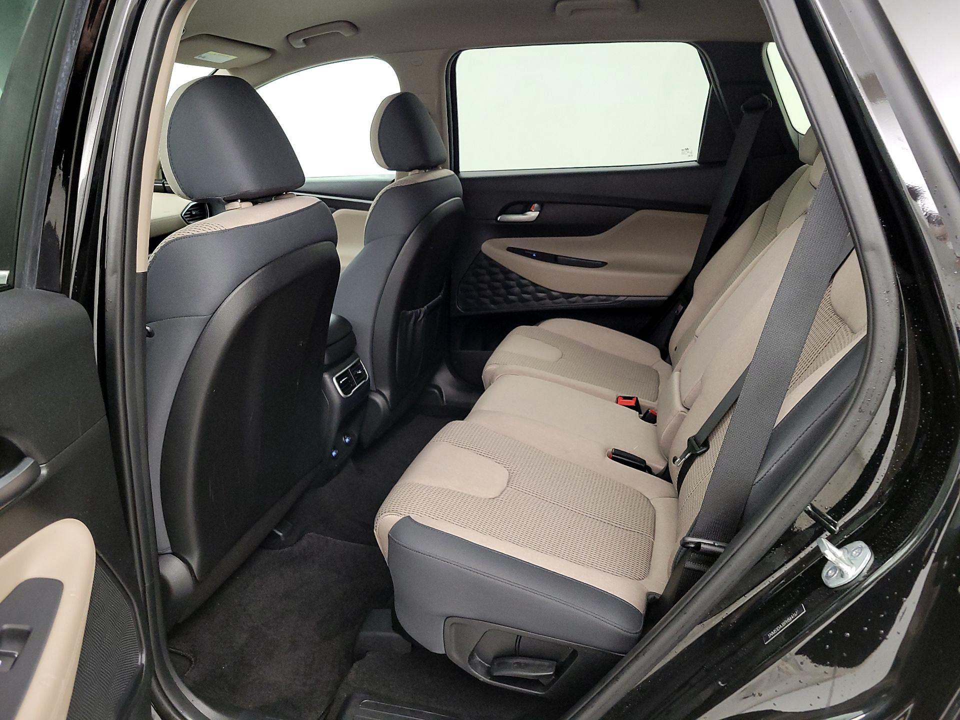 Thumbnail: 2023 Hyundai Santa Fe - 19