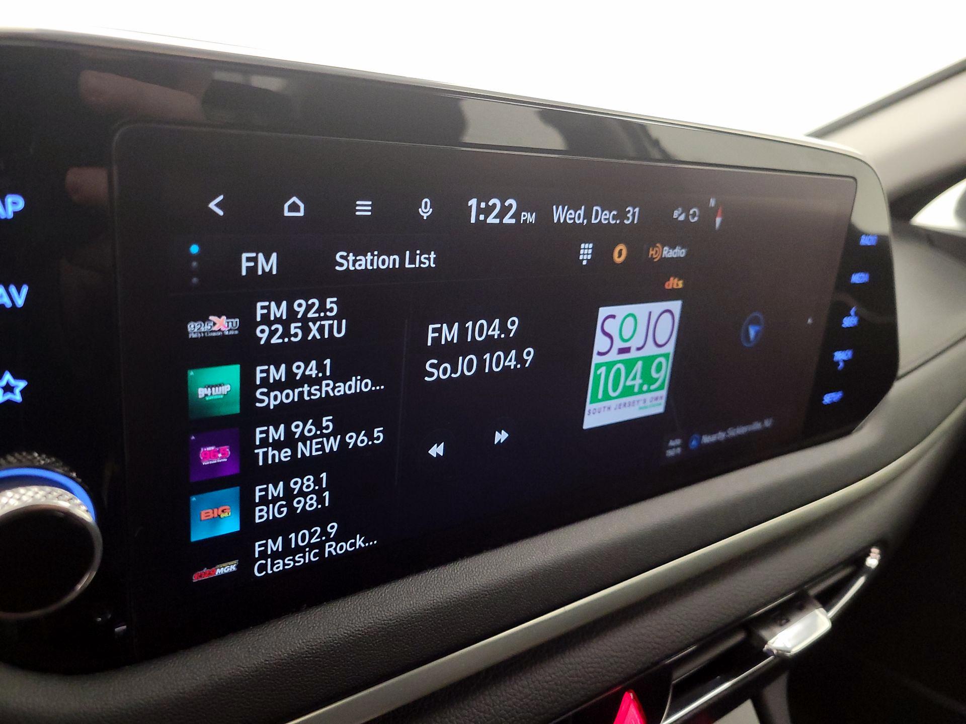 Thumbnail: 2023 Hyundai Sonata - 15