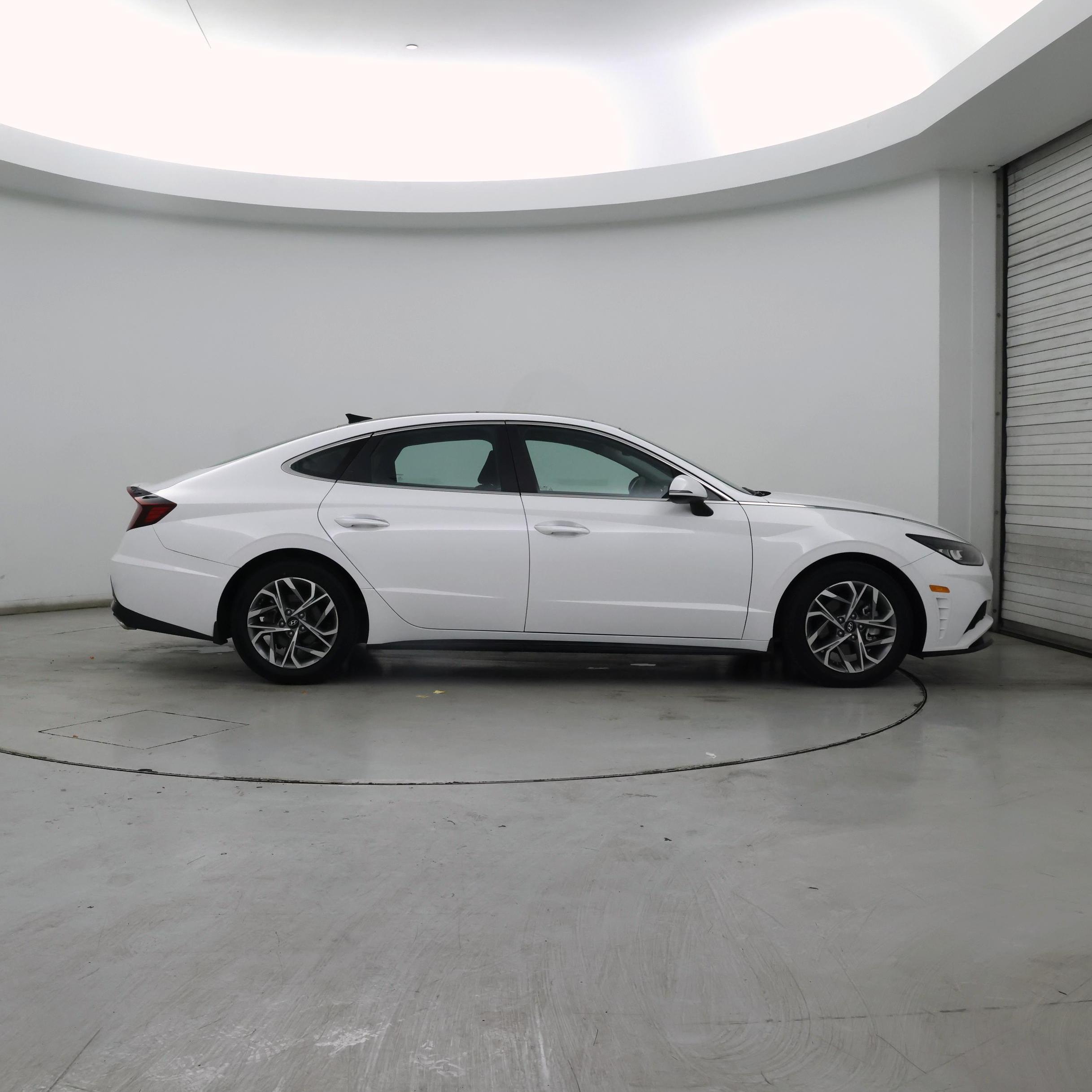 Thumbnail: 2023 Hyundai Sonata - 7