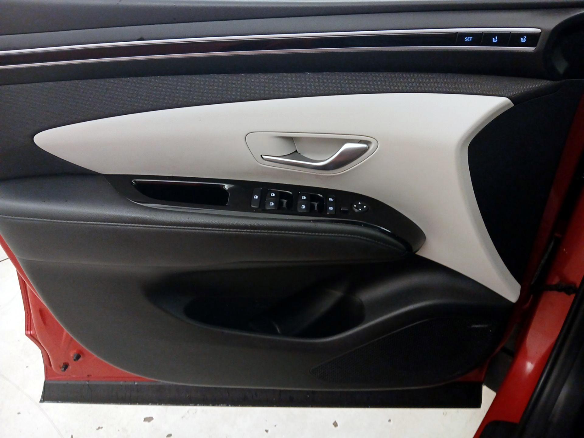 Thumbnail: 2023 Hyundai Tucson - 12