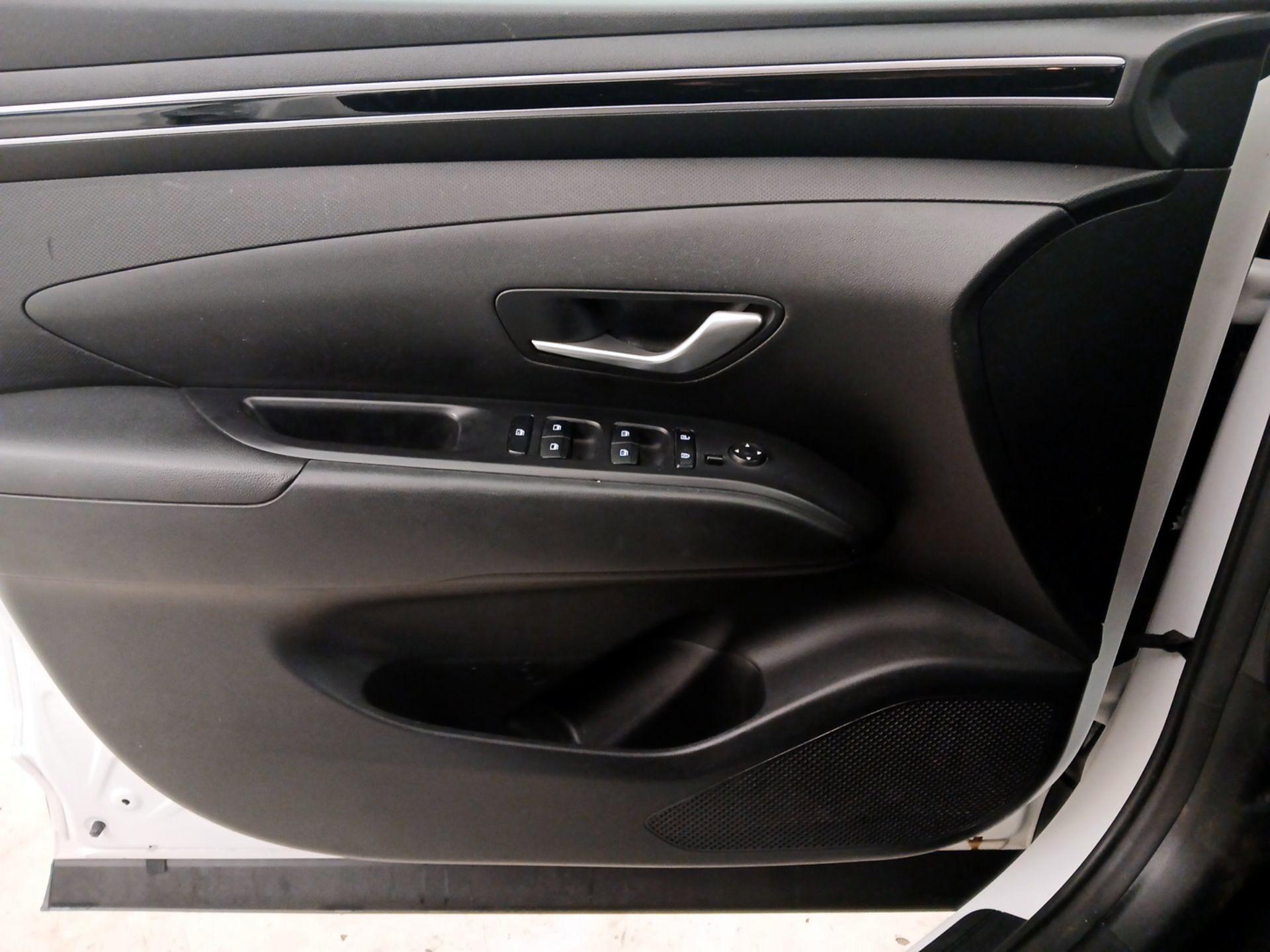 Thumbnail: 2023 Hyundai Tucson - 12