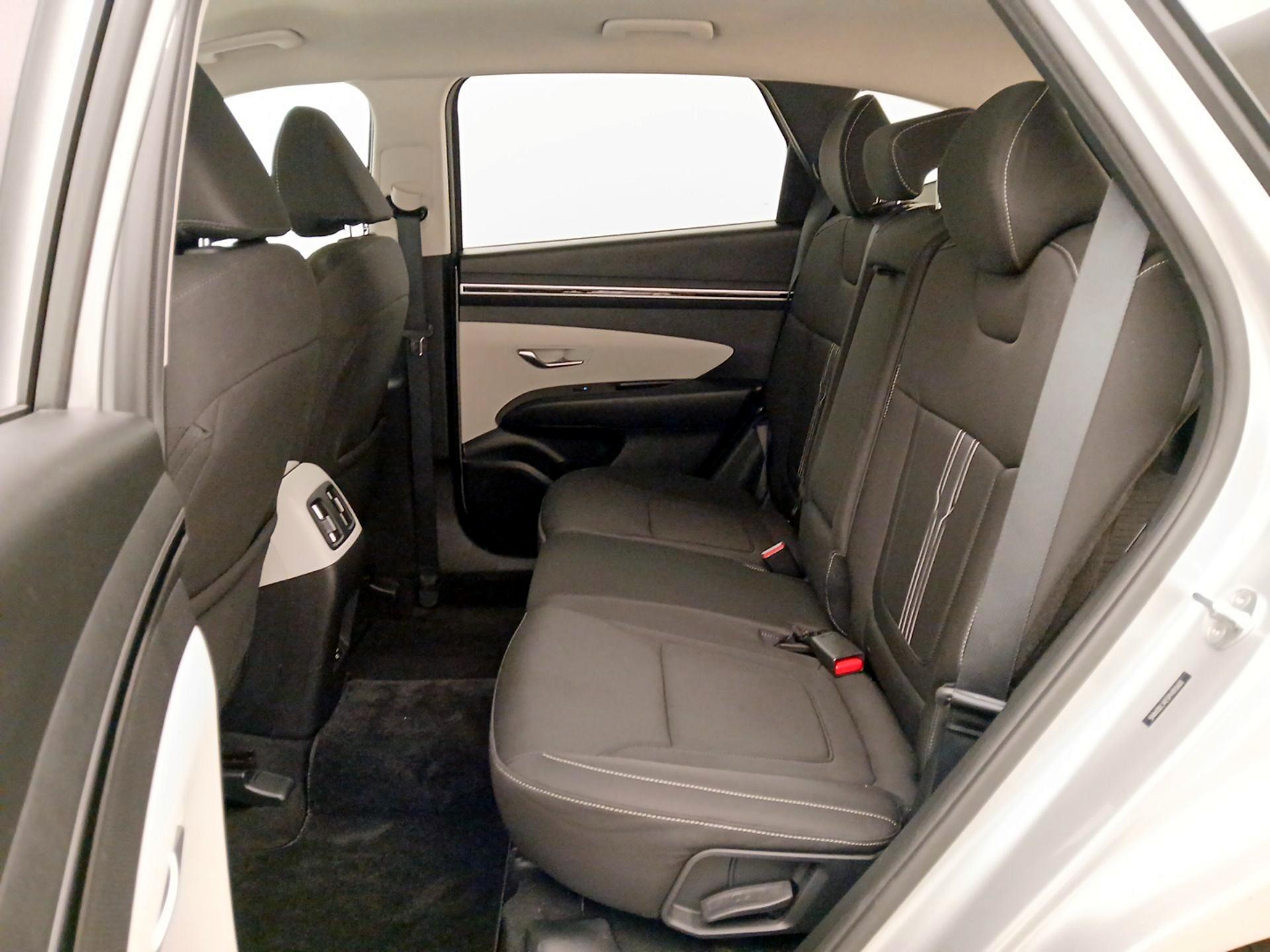 Thumbnail: 2023 Hyundai Tucson - 19