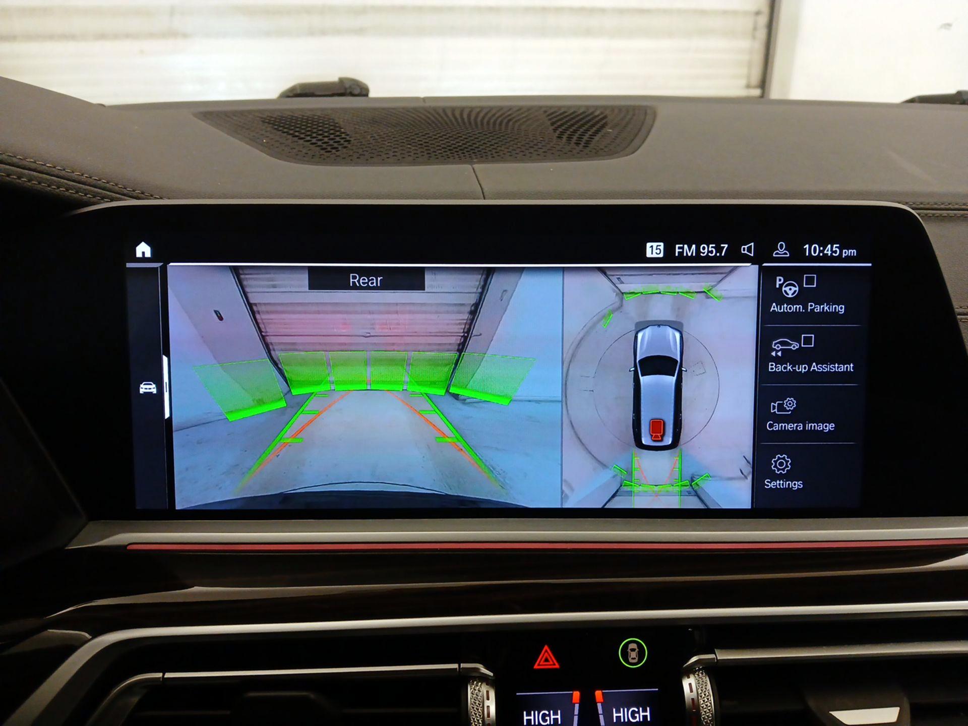 Thumbnail: 2020 BMW X7 - 15