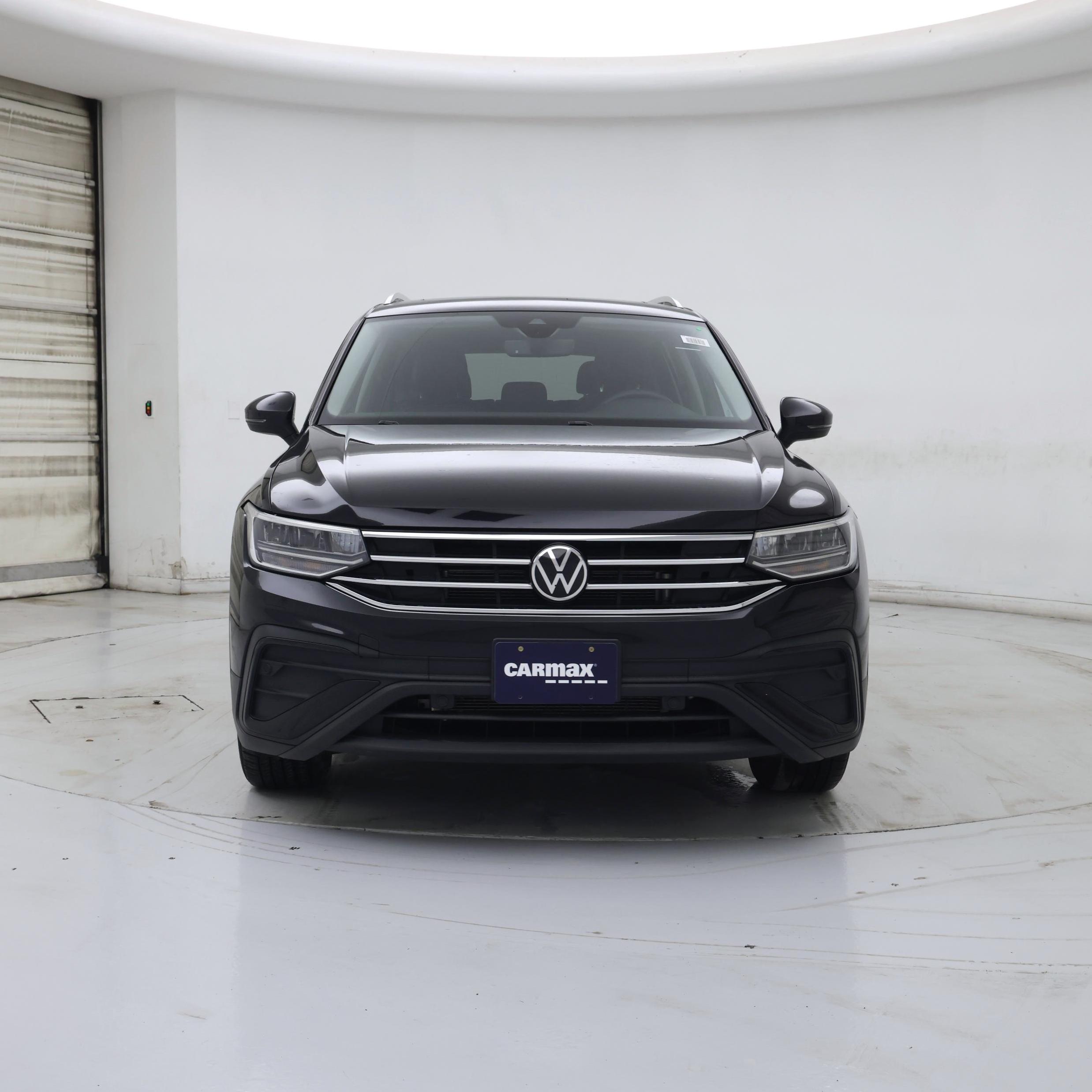 Thumbnail: 2022 Volkswagen Tiguan - 5