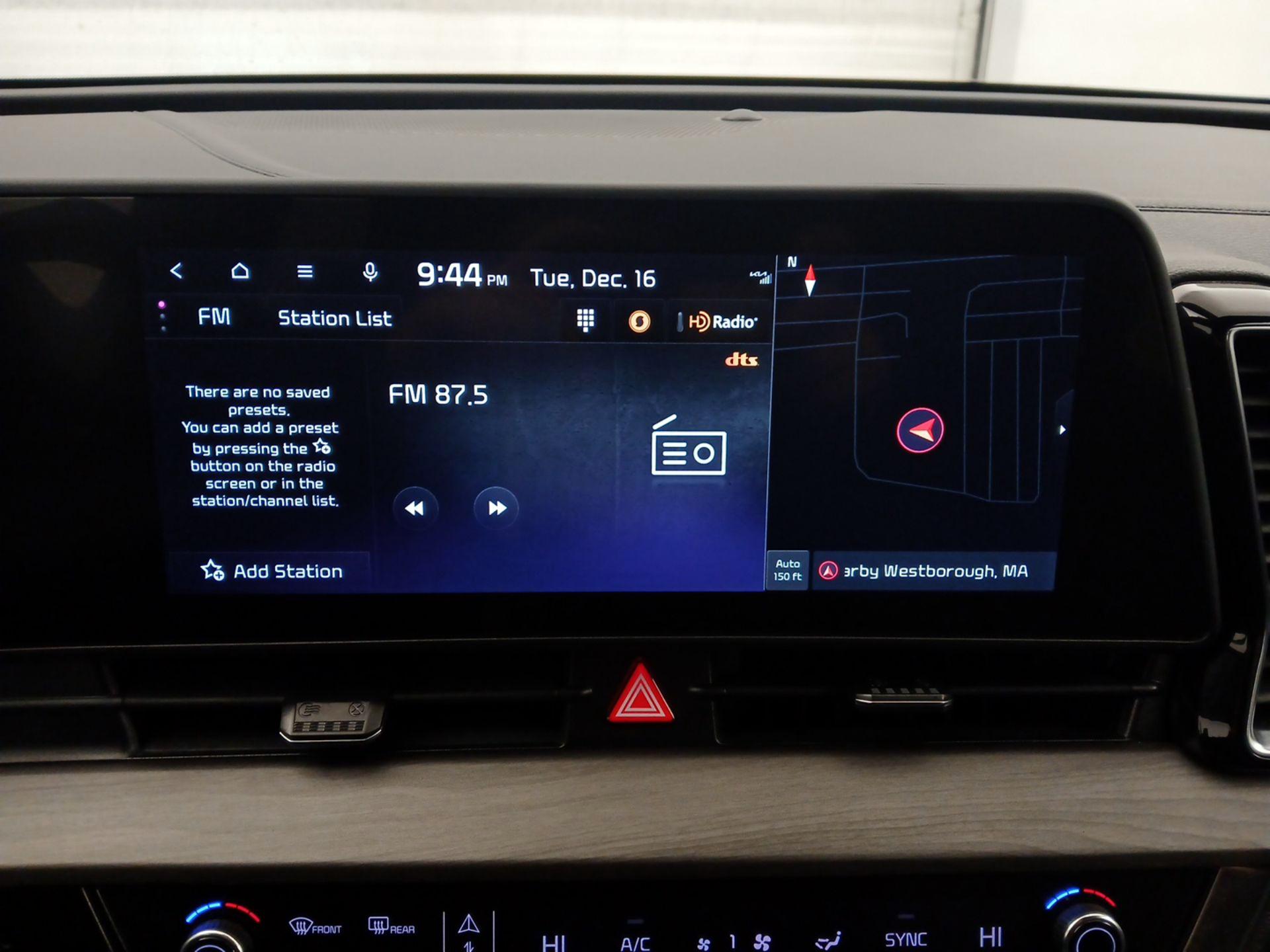 Thumbnail: 2023 Kia Sportage - 16