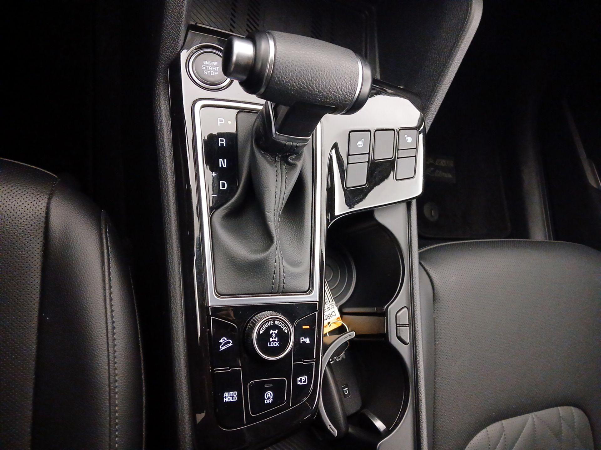 Thumbnail: 2023 Kia Sportage - 18