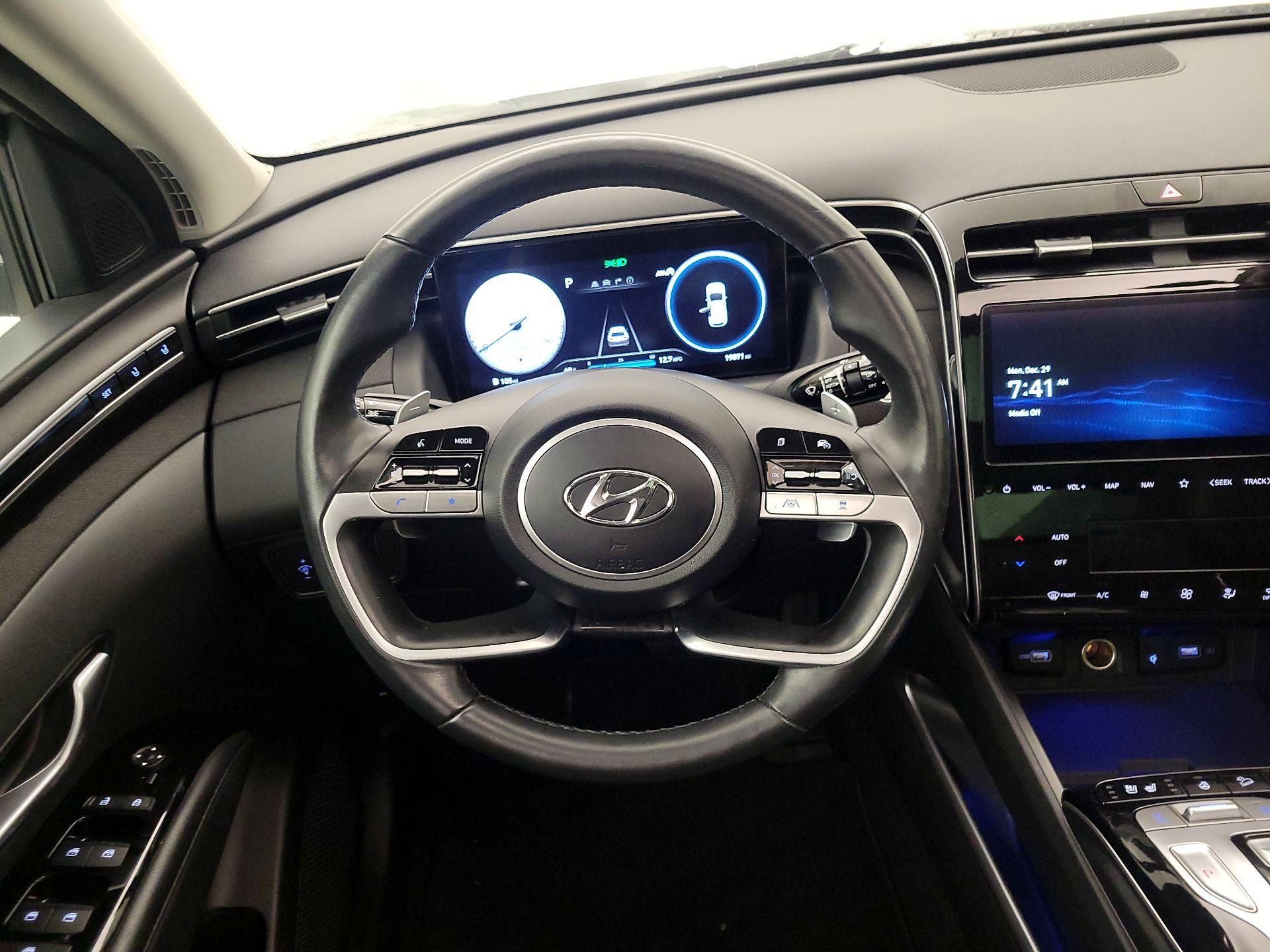 Thumbnail: 2023 Hyundai Tucson - 10