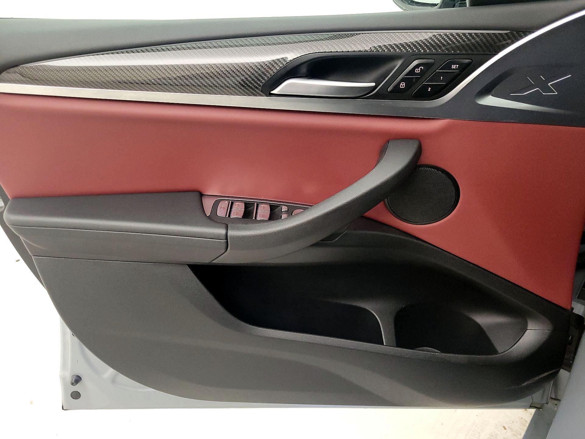 Thumbnail: 2022 BMW X4 - 12