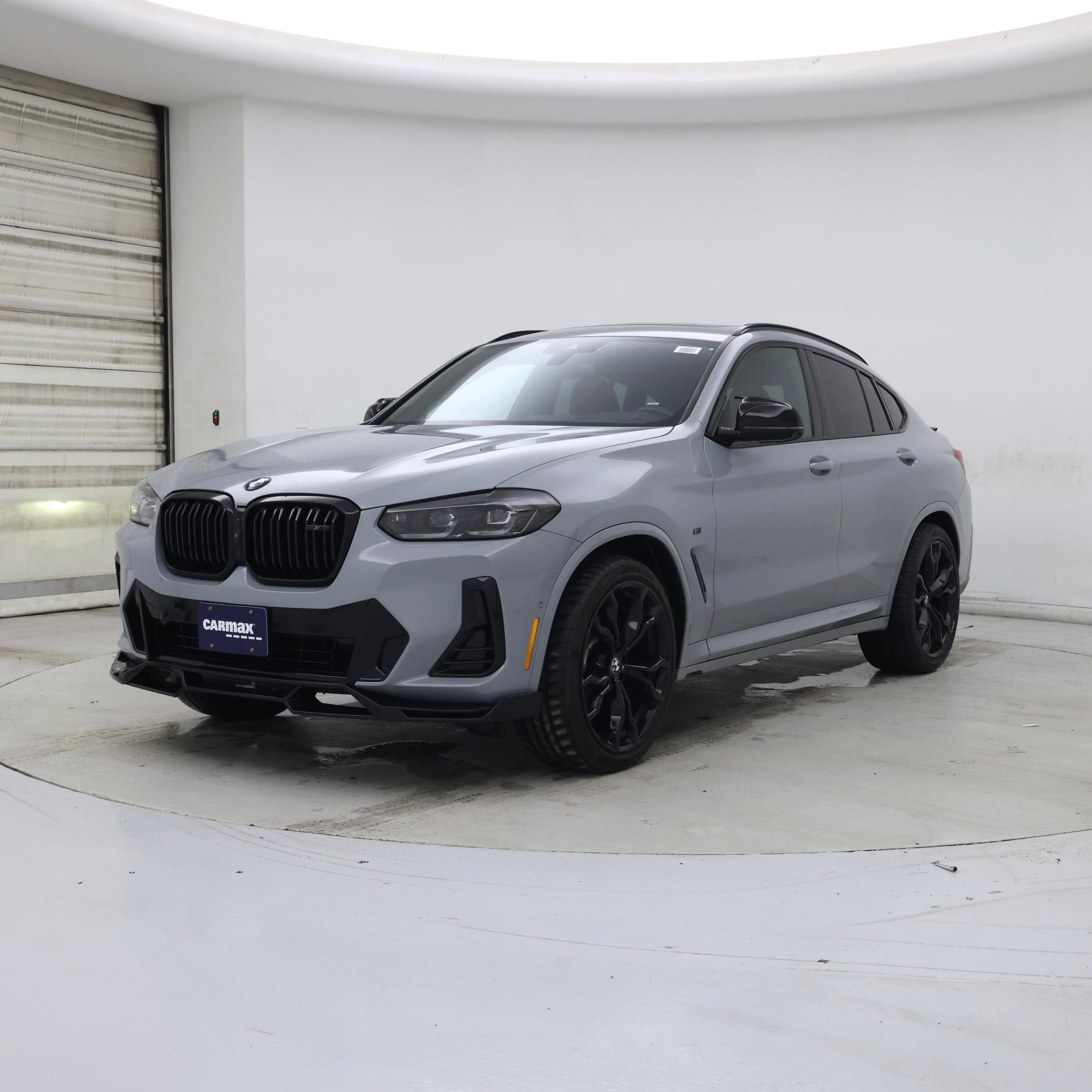 Thumbnail: 2022 BMW X4 - 4