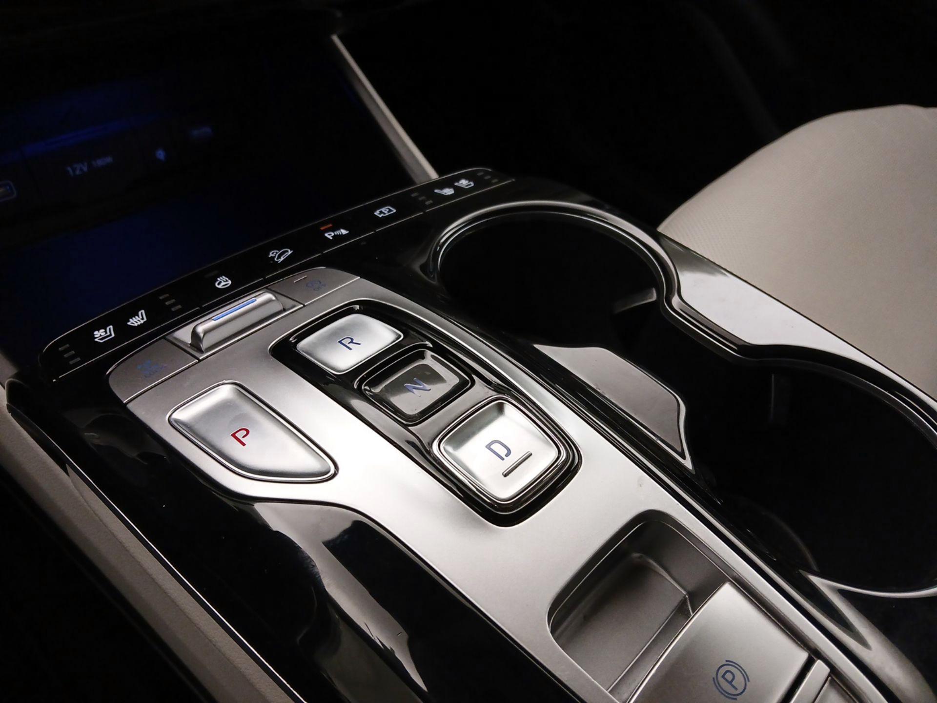 Thumbnail: 2023 Hyundai Tucson - 18