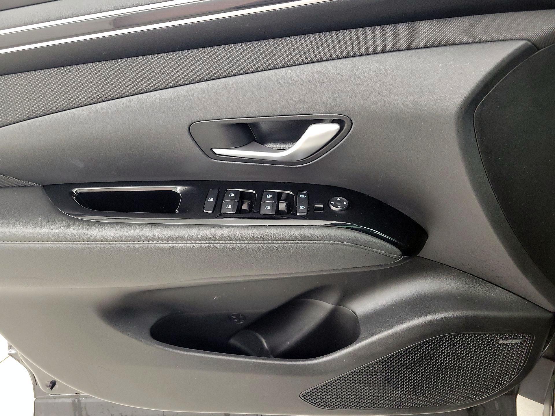 Thumbnail: 2023 Hyundai Tucson - 12