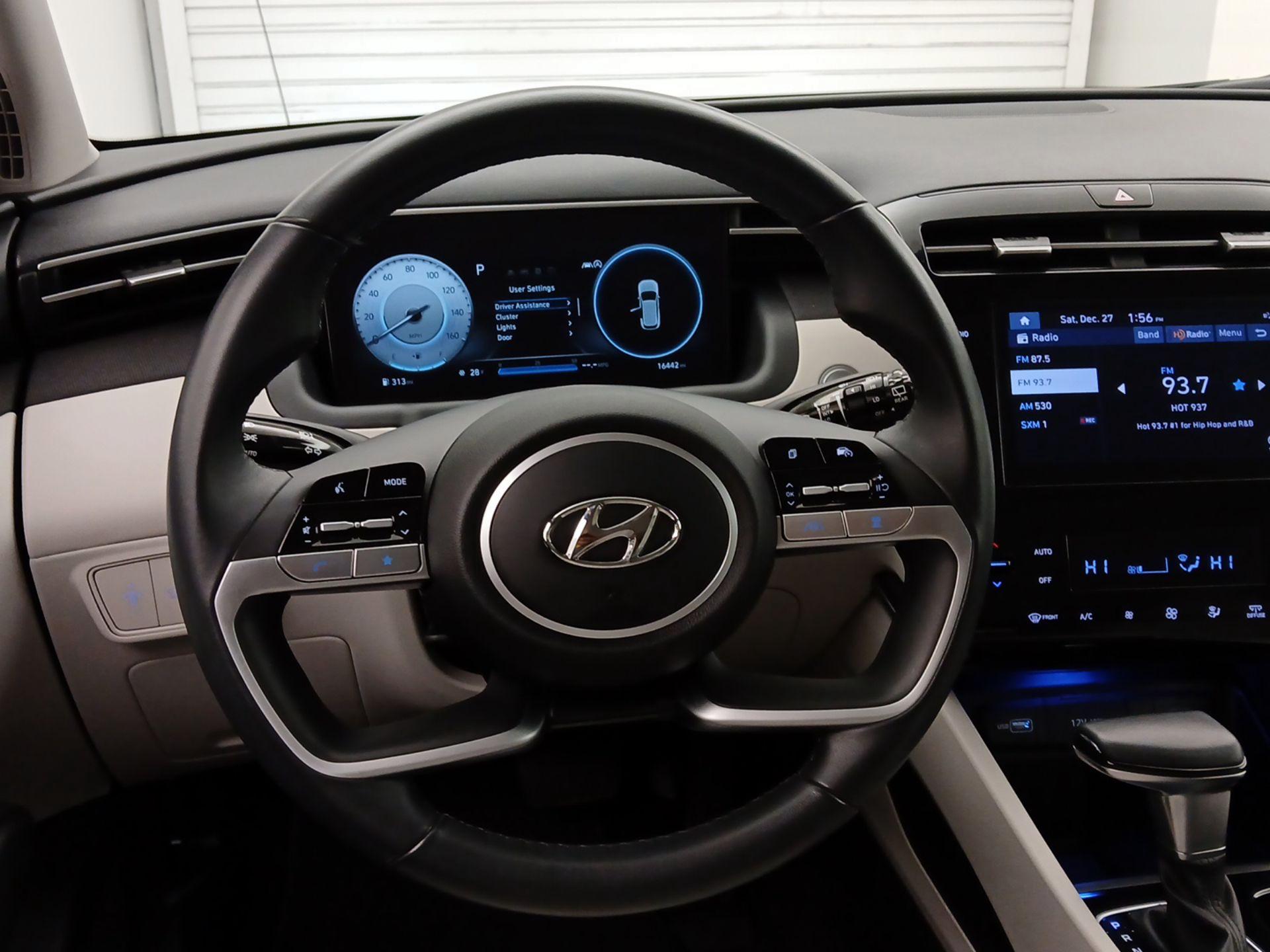 Thumbnail: 2023 Hyundai Tucson - 10