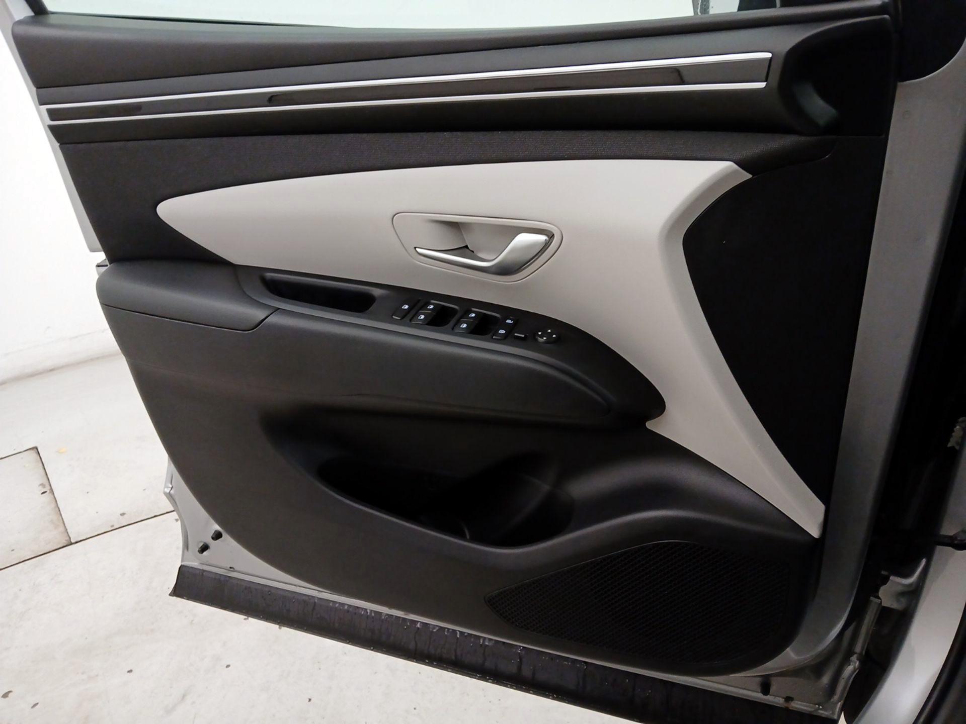 Thumbnail: 2023 Hyundai Tucson - 12