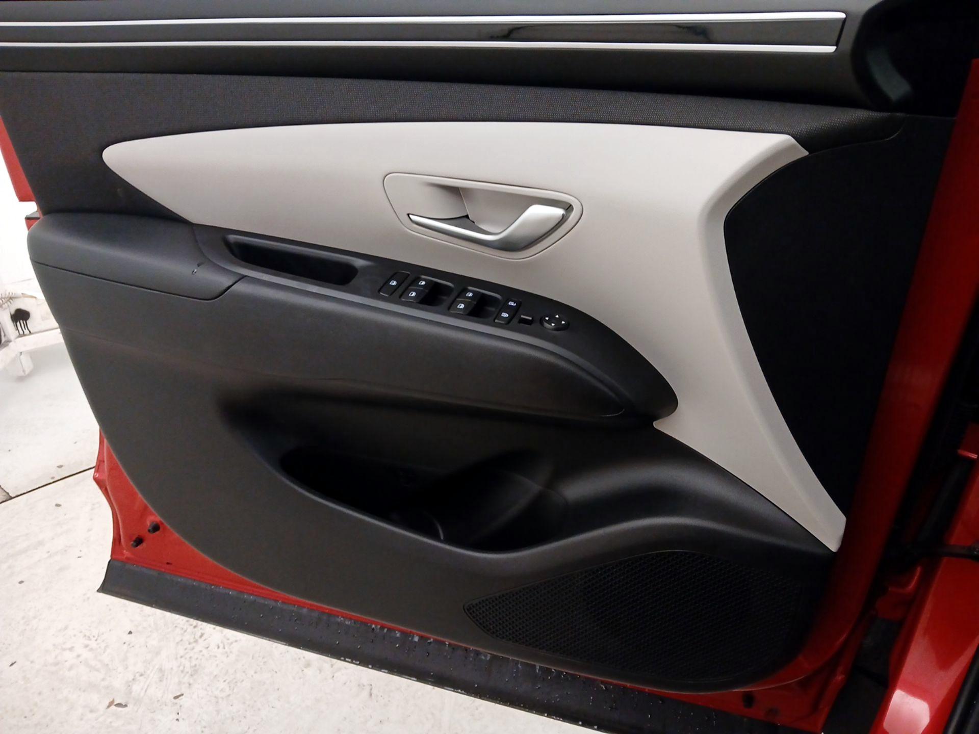 Thumbnail: 2023 Hyundai Tucson - 12