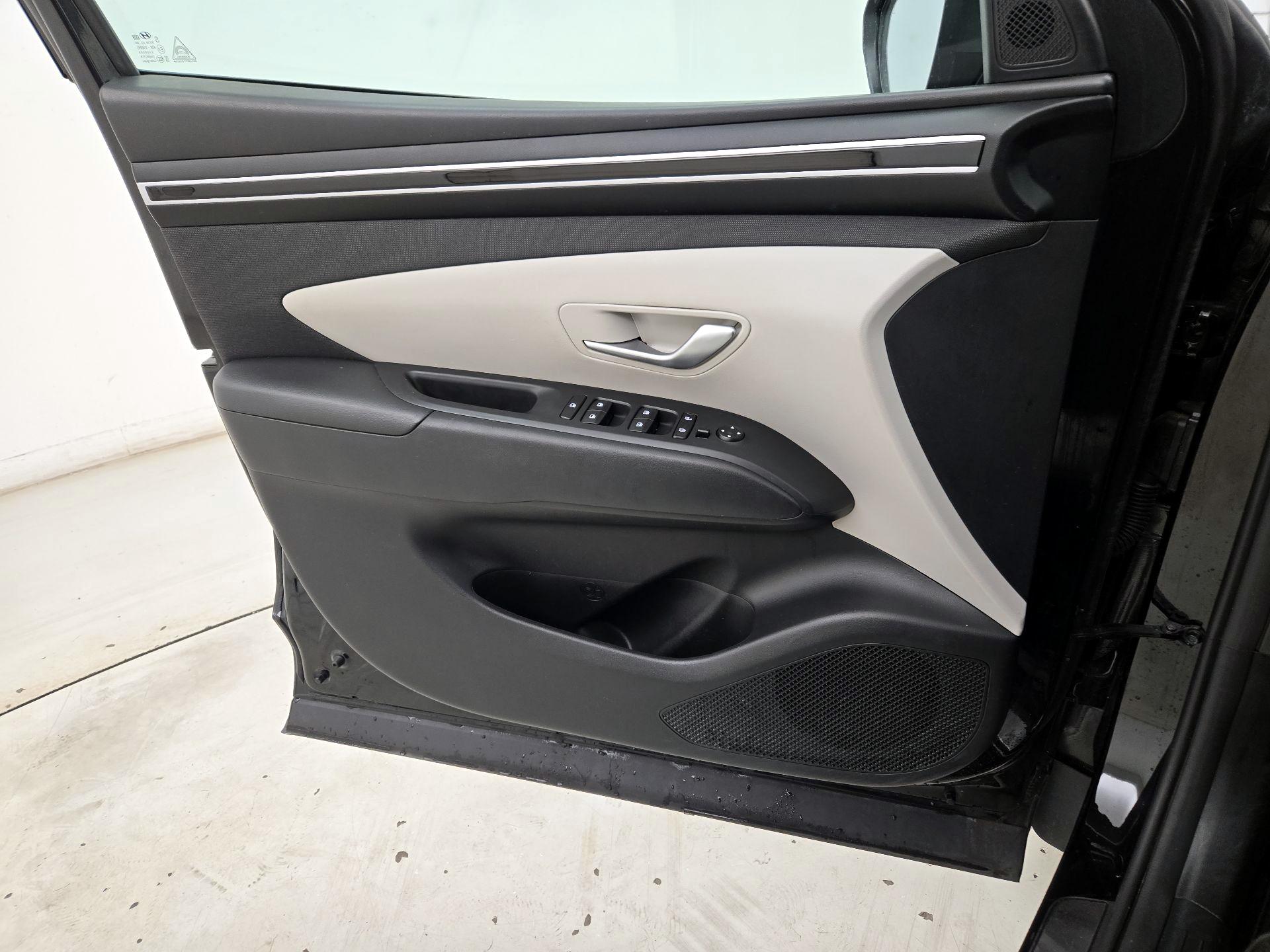 Thumbnail: 2023 Hyundai Tucson - 12