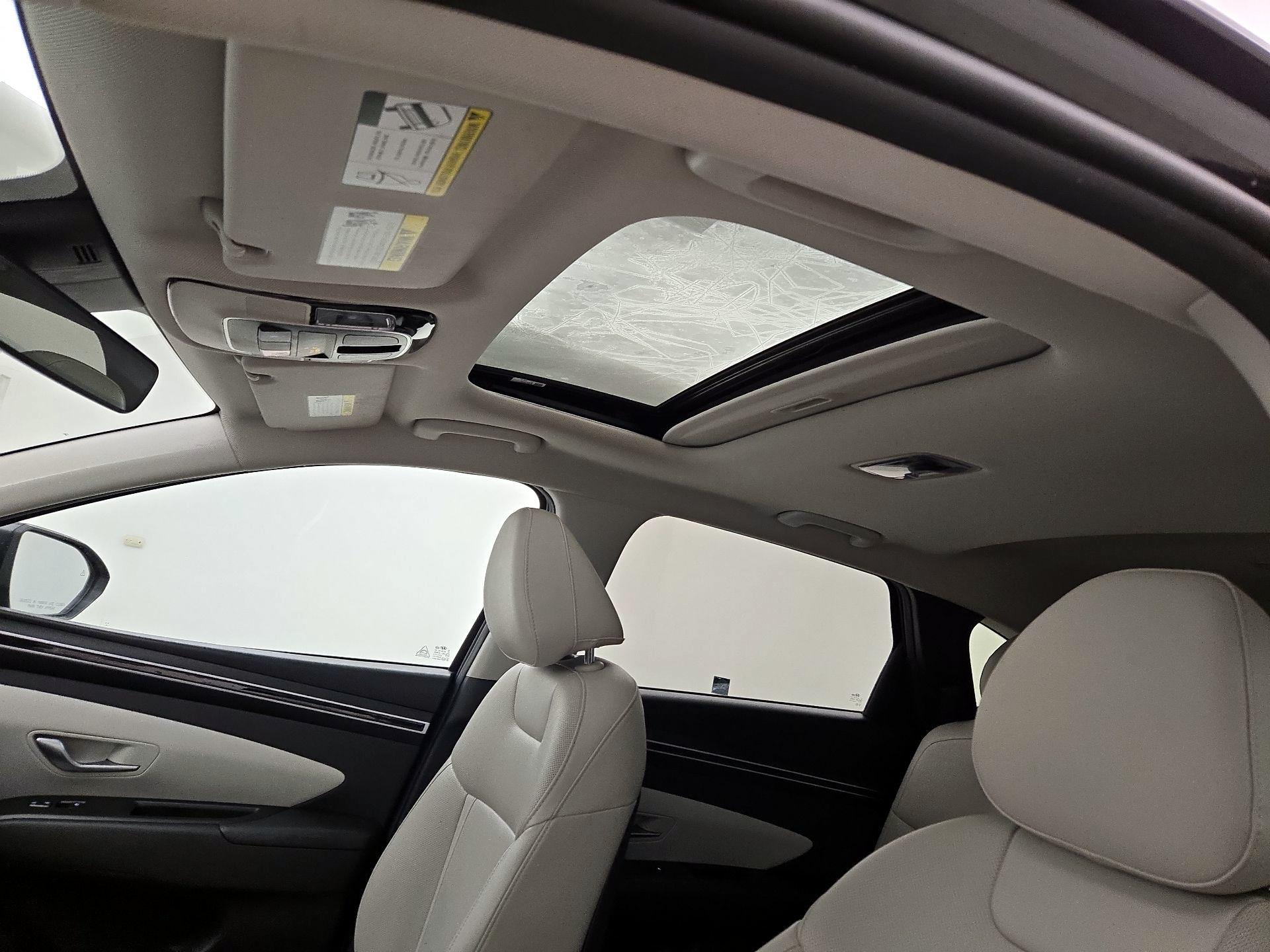 Thumbnail: 2023 Hyundai Tucson - 19