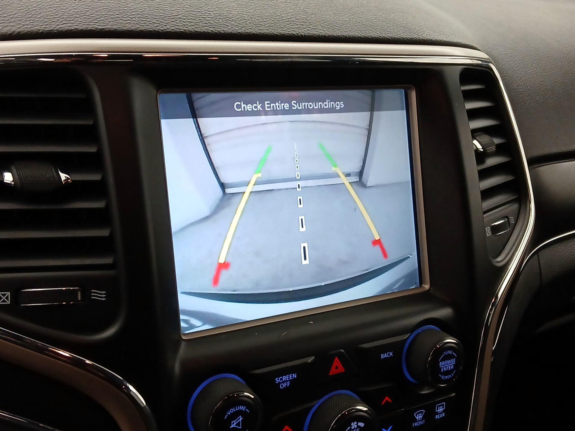 Thumbnail: 2014 Jeep Grand Cherokee - 15