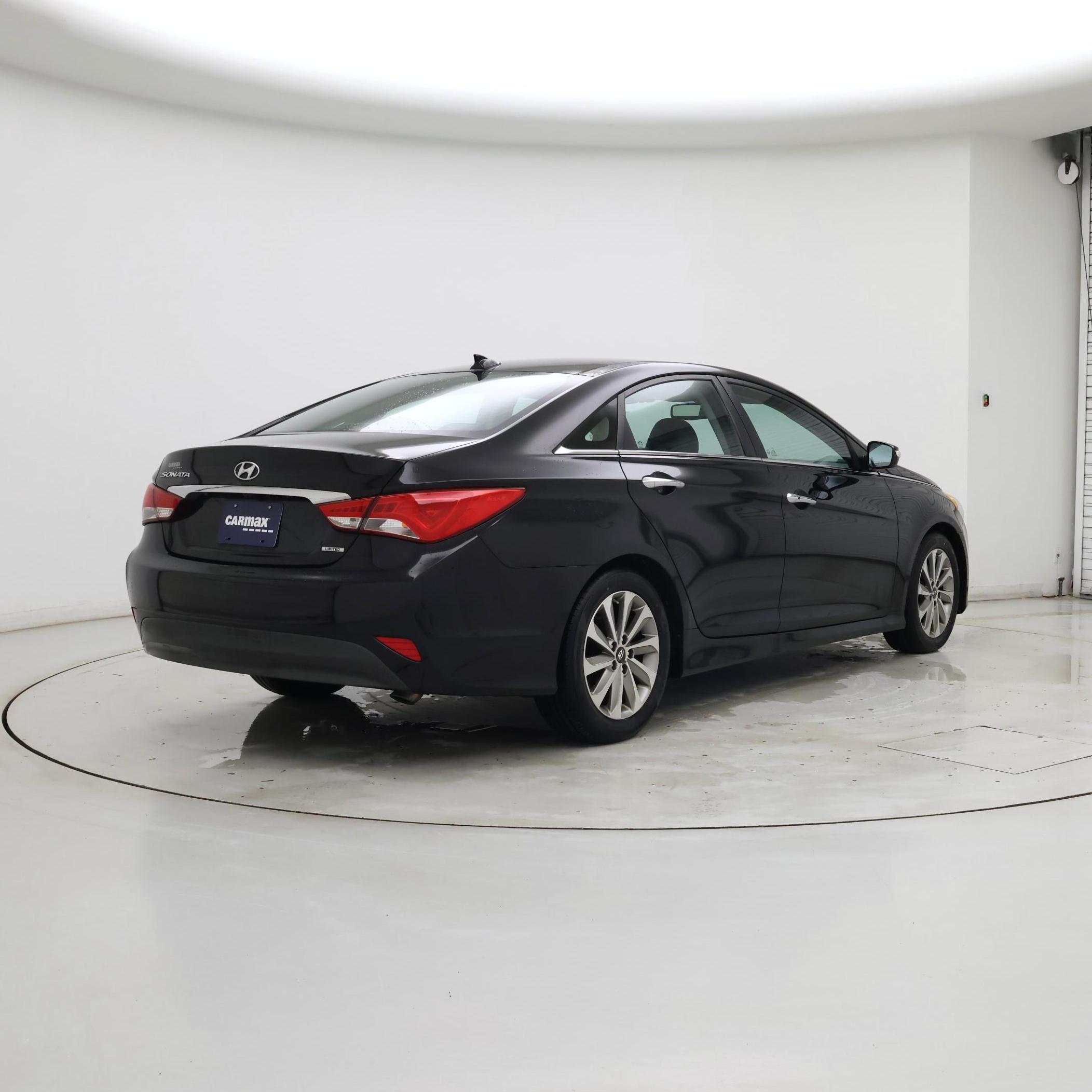 Thumbnail: 2014 Hyundai Sonata - 8