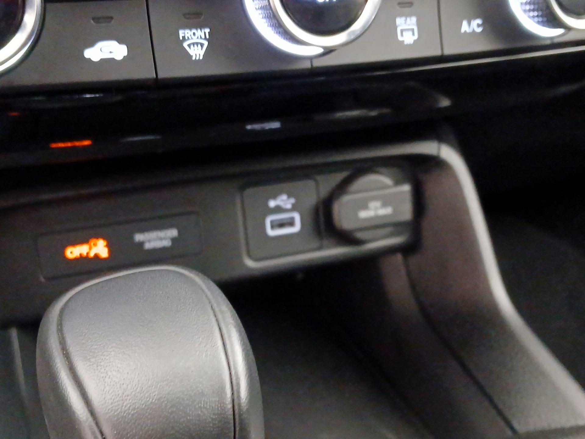 Thumbnail: 2024 Honda Civic - 18