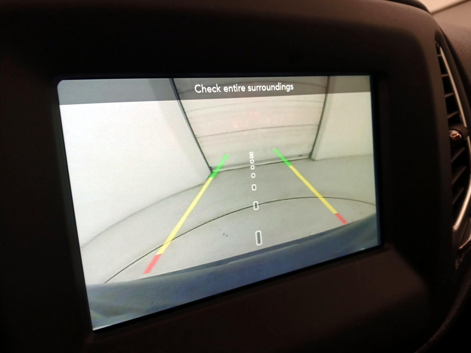 Thumbnail: 2020 Jeep Compass - 14