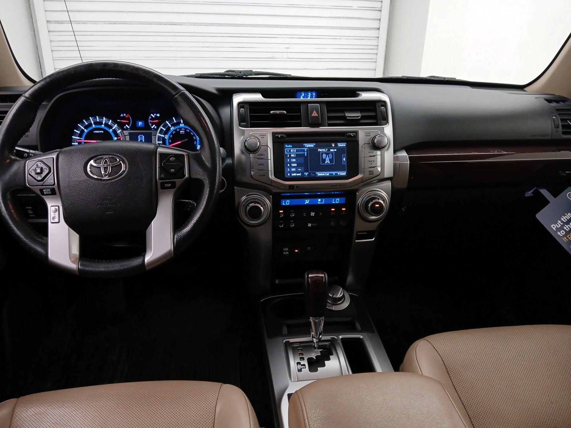 Thumbnail: 2016 Toyota 4Runner - 9