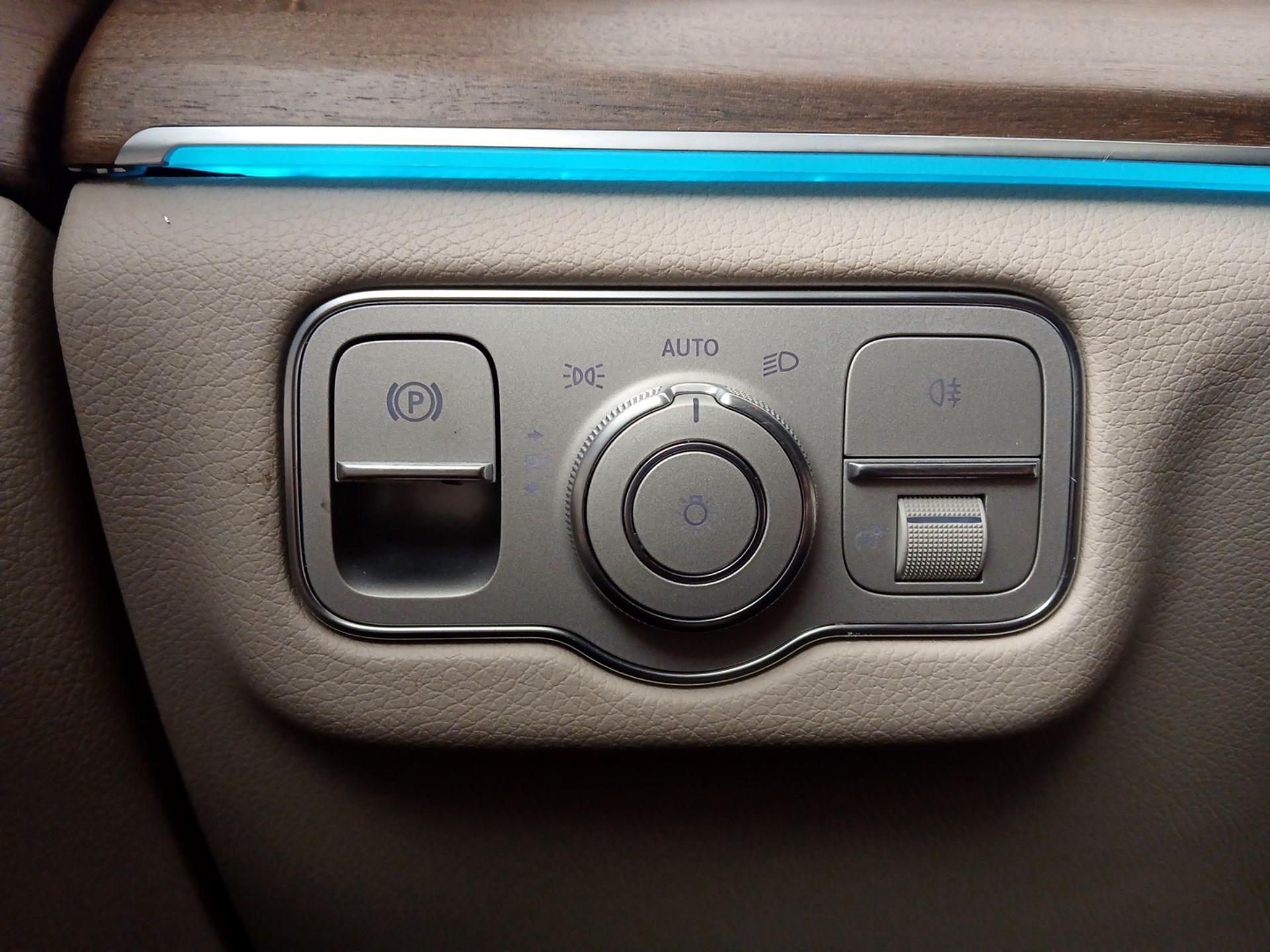 Thumbnail: 2021 Mercedes-Benz GLE - 13