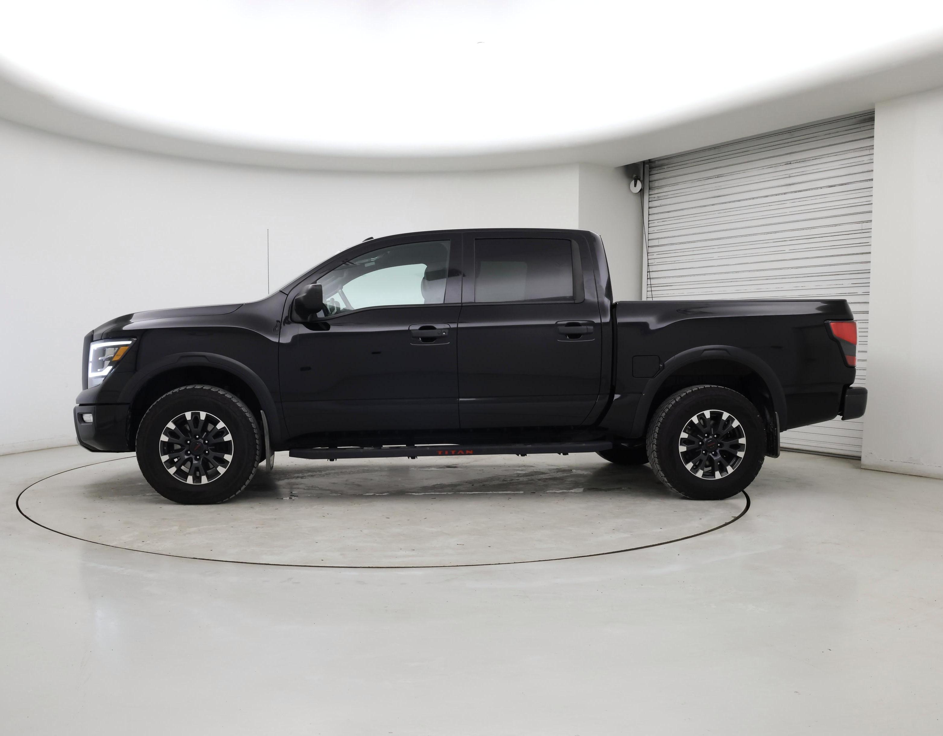 Thumbnail: 2021 Nissan Titan - 3