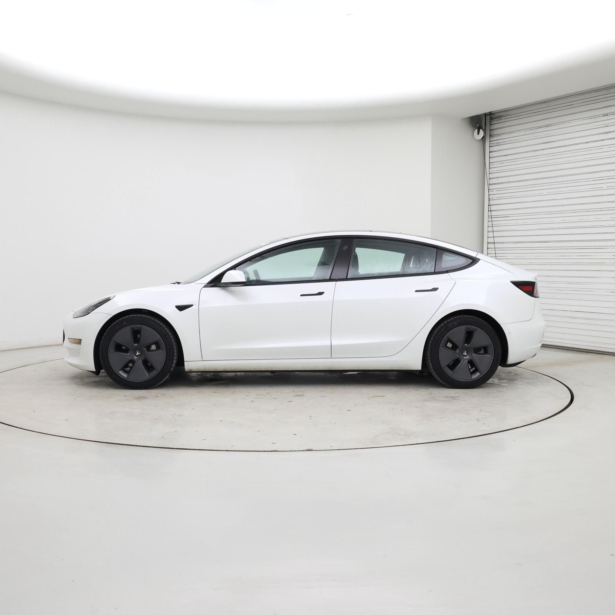 Thumbnail: 2022 Tesla Model 3 - 3