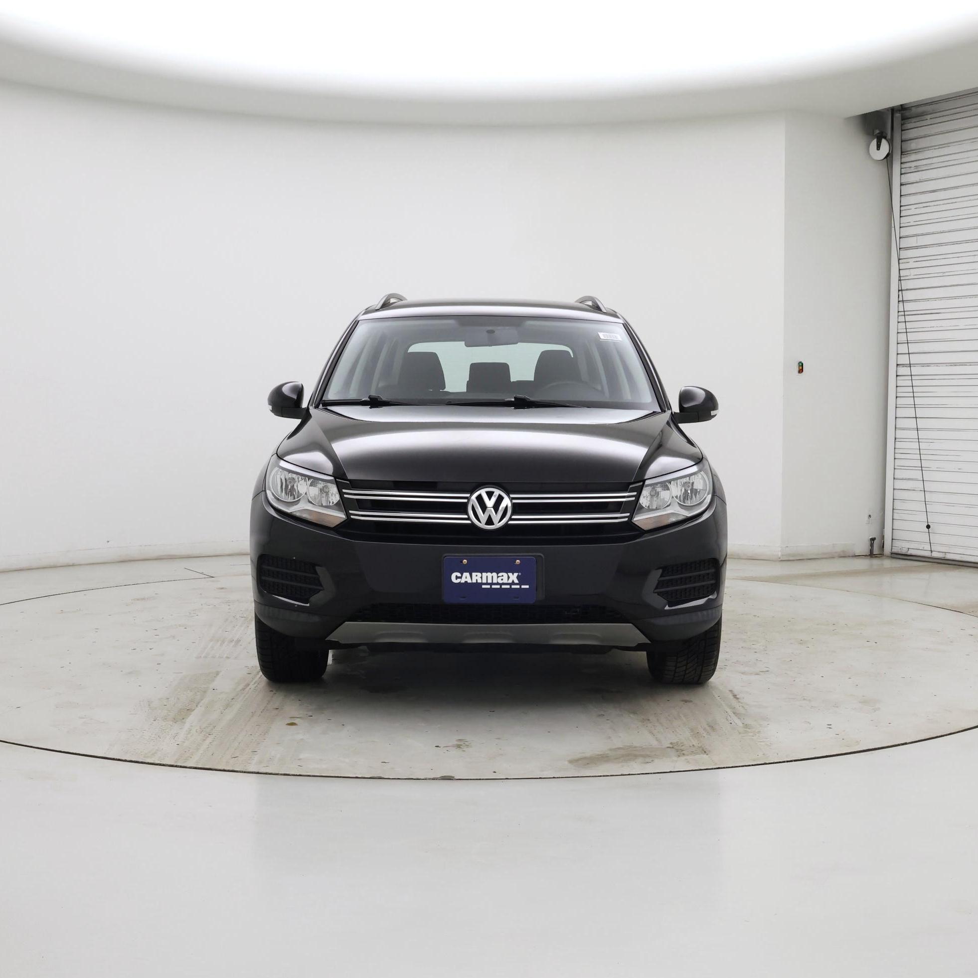 Thumbnail: 2017 Volkswagen Tiguan - 5