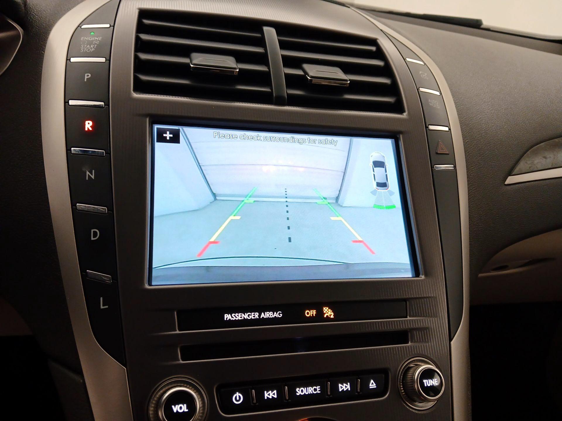 Thumbnail: 2017 Lincoln MKZ - 15