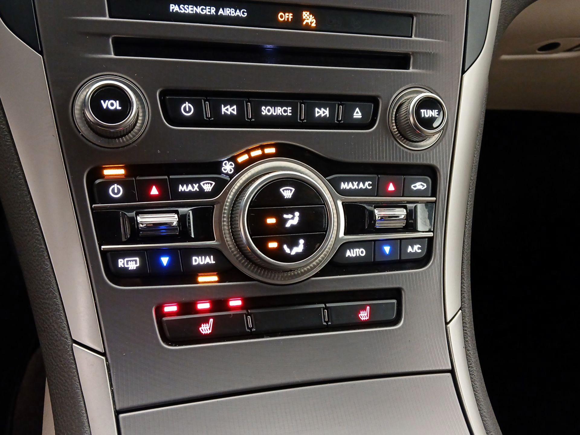 Thumbnail: 2017 Lincoln MKZ - 17