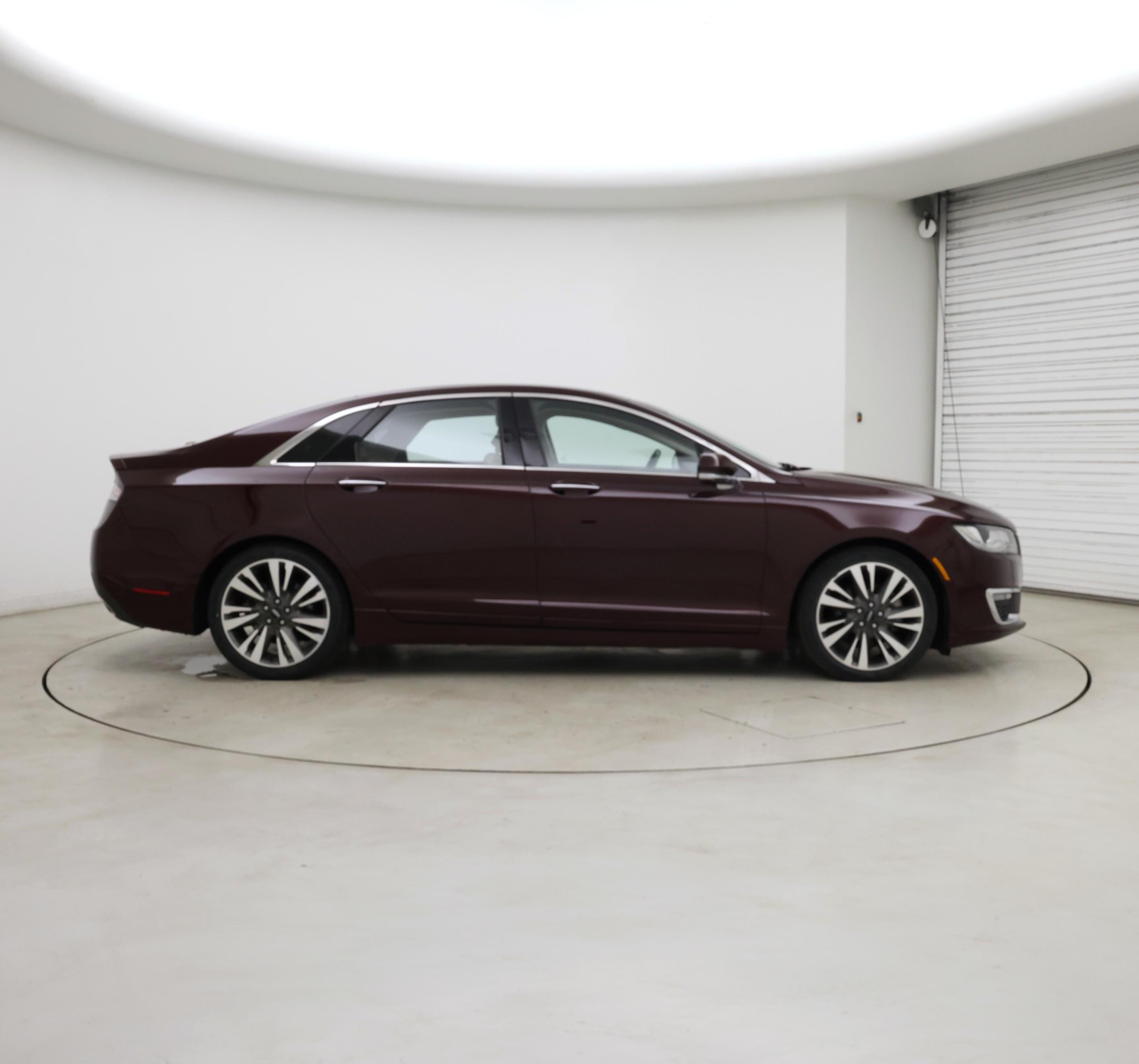 Thumbnail: 2017 Lincoln MKZ - 7