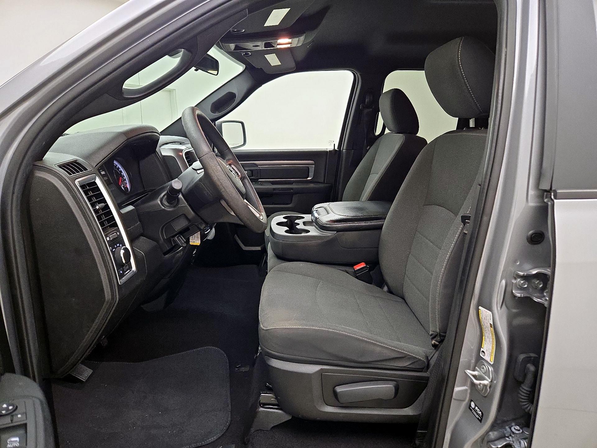 Thumbnail: 2022 RAM 1500 Classic - 11