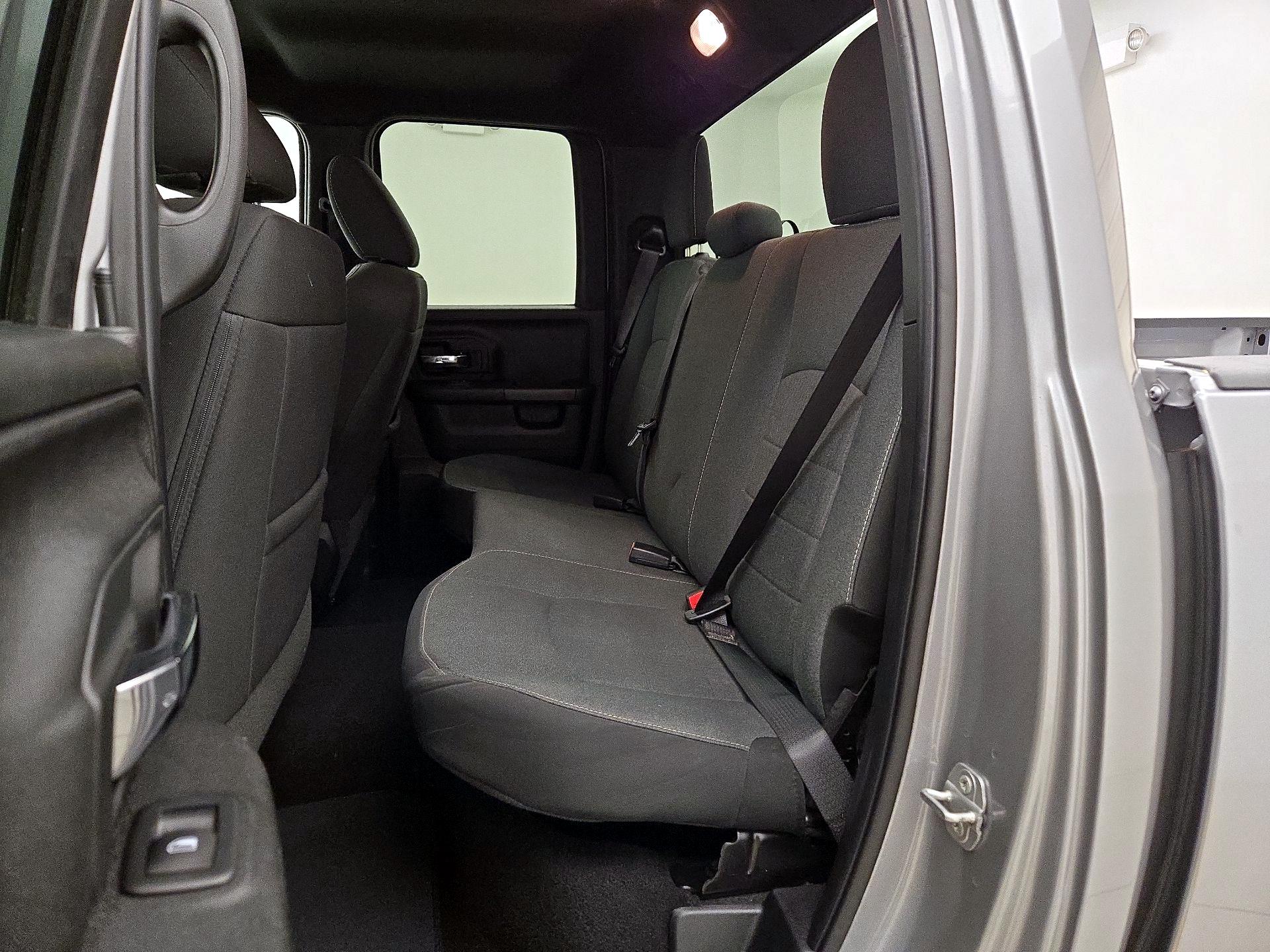 Thumbnail: 2022 RAM 1500 Classic - 19