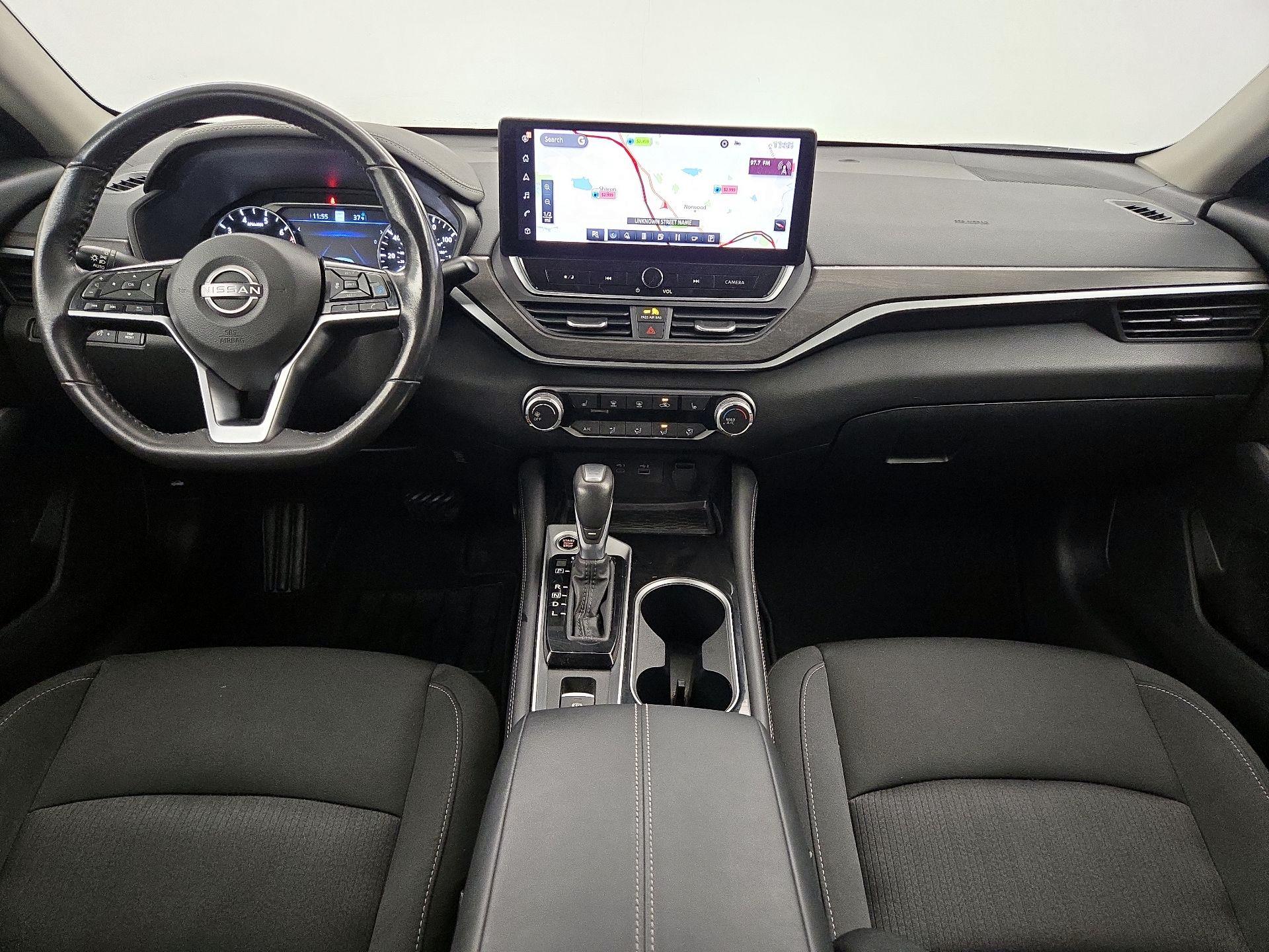 Thumbnail: 2023 Nissan Altima - 9