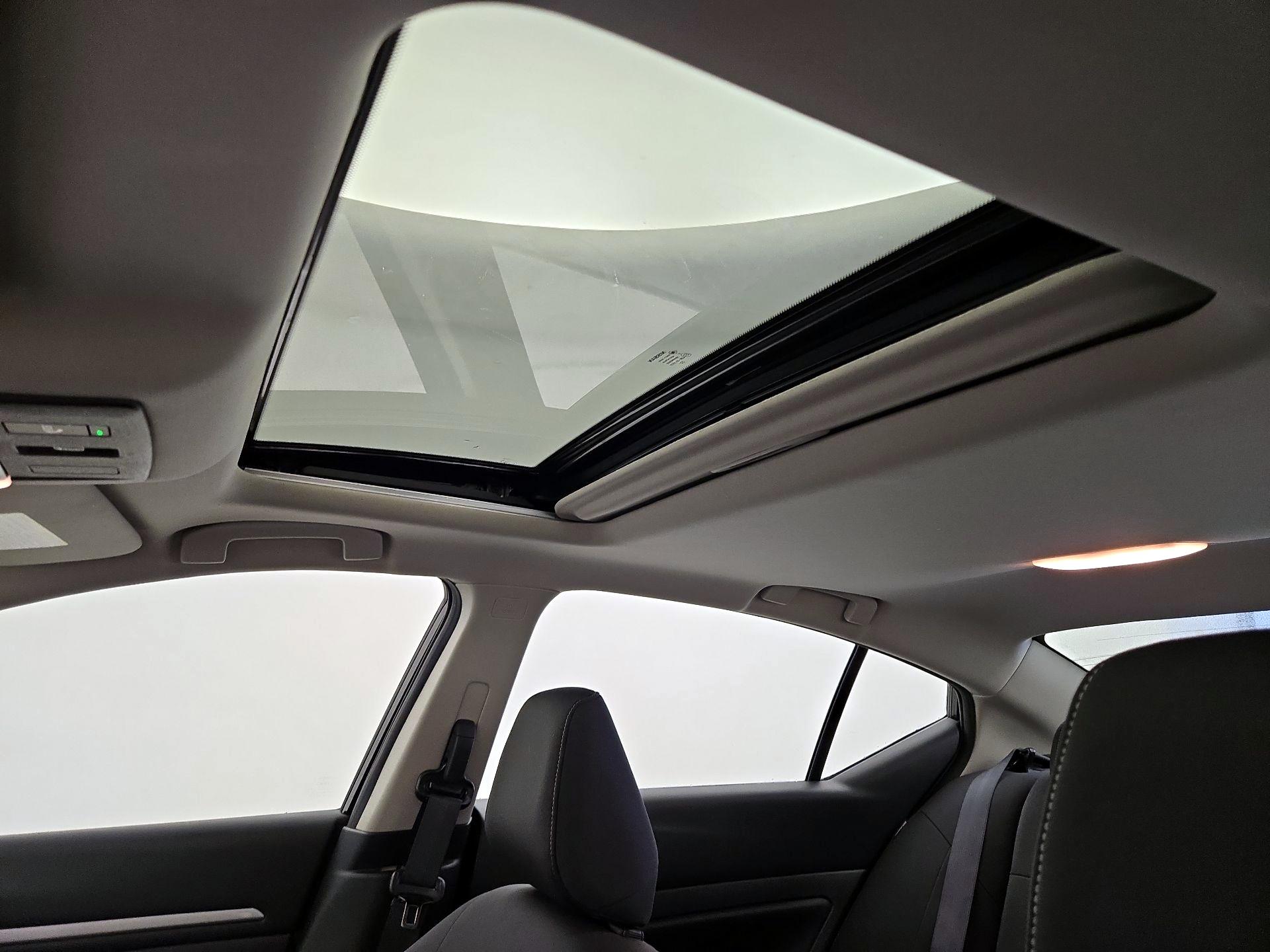 Thumbnail: 2023 Nissan Altima - 19